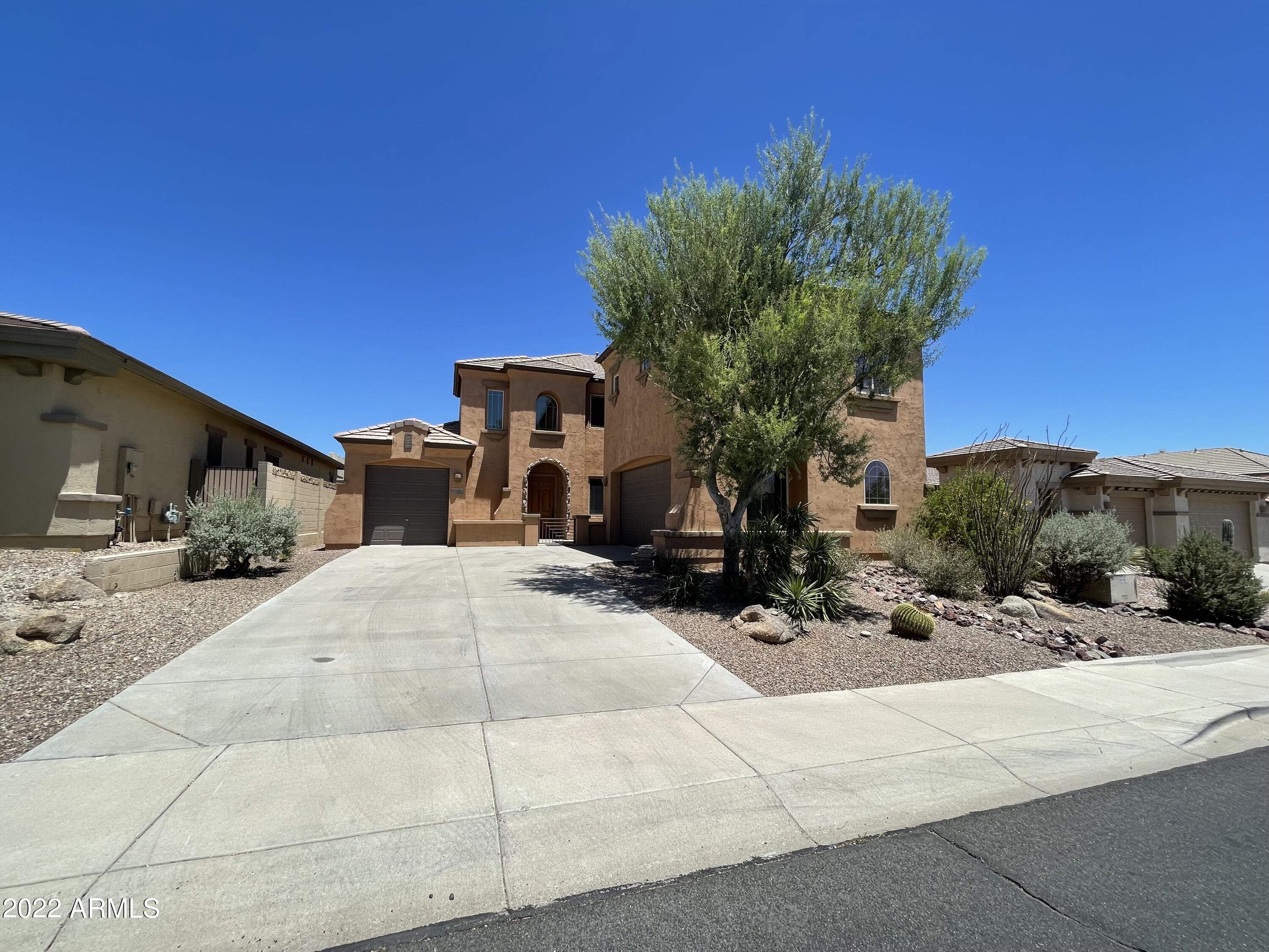 42931 N LIVINGSTONE Way