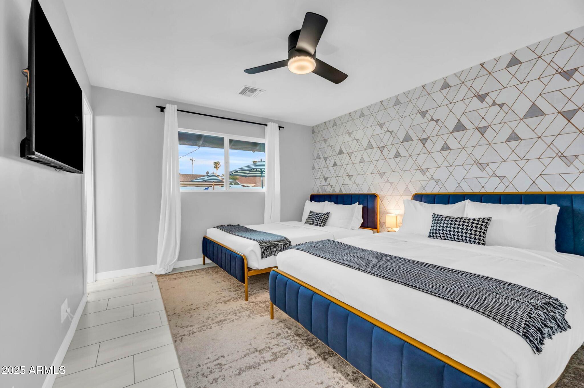 8243 E MONTECITO Avenue