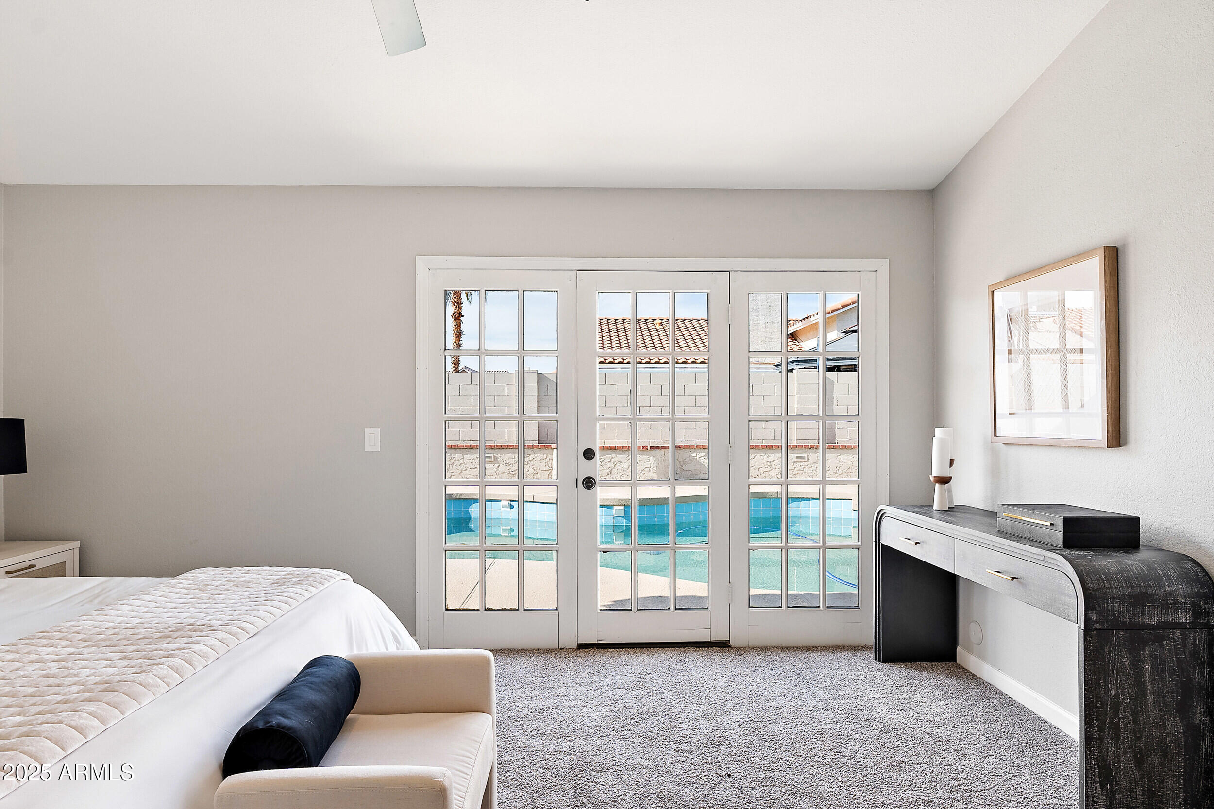 7108 W CORRINE Drive