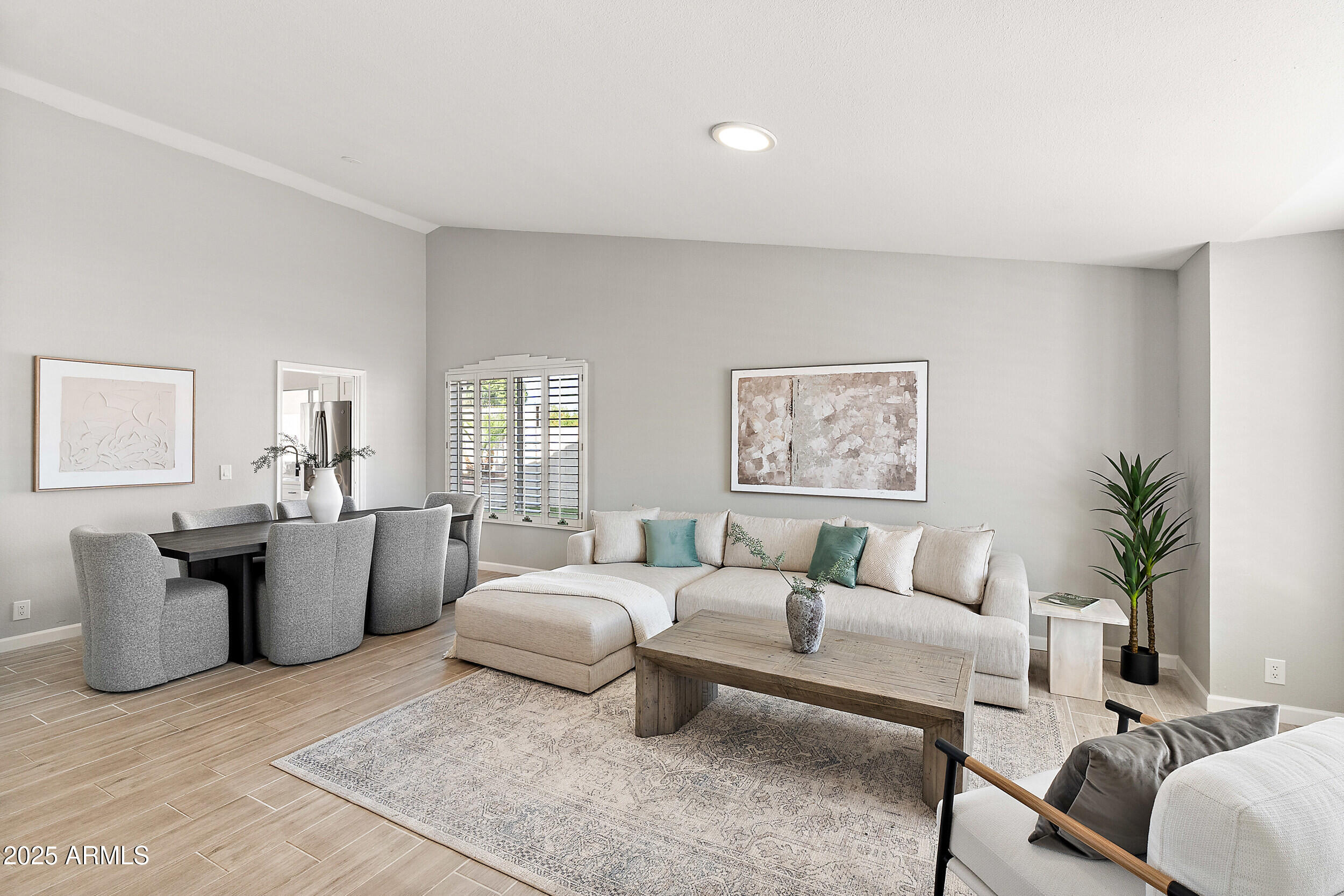 7108 W CORRINE Drive