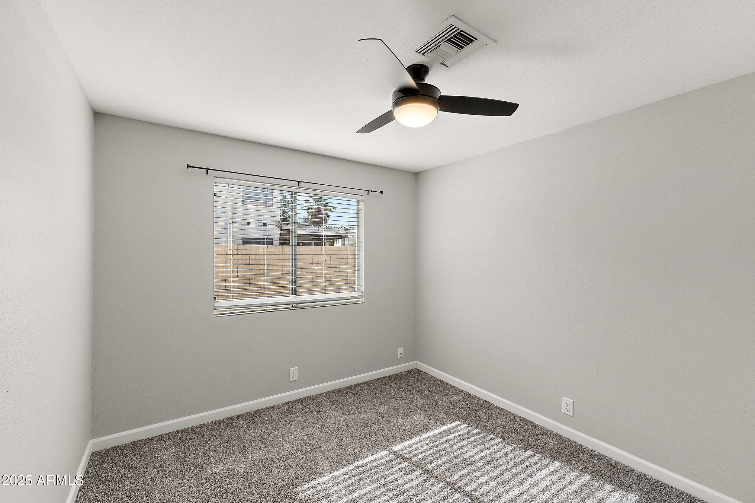 7108 W CORRINE Drive