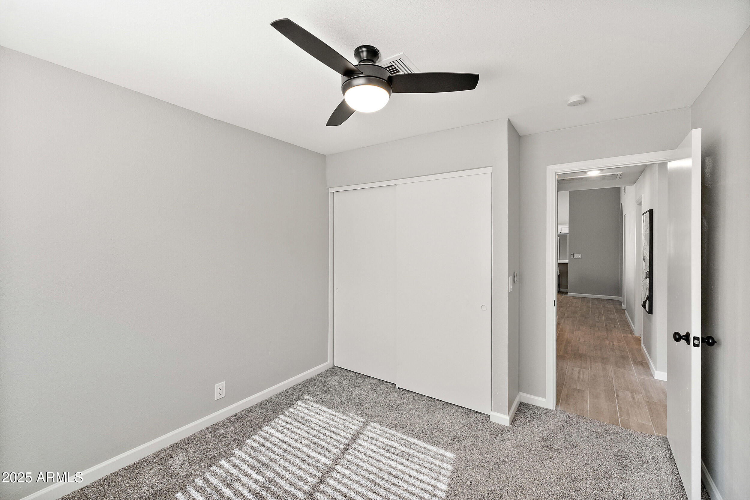 7108 W CORRINE Drive