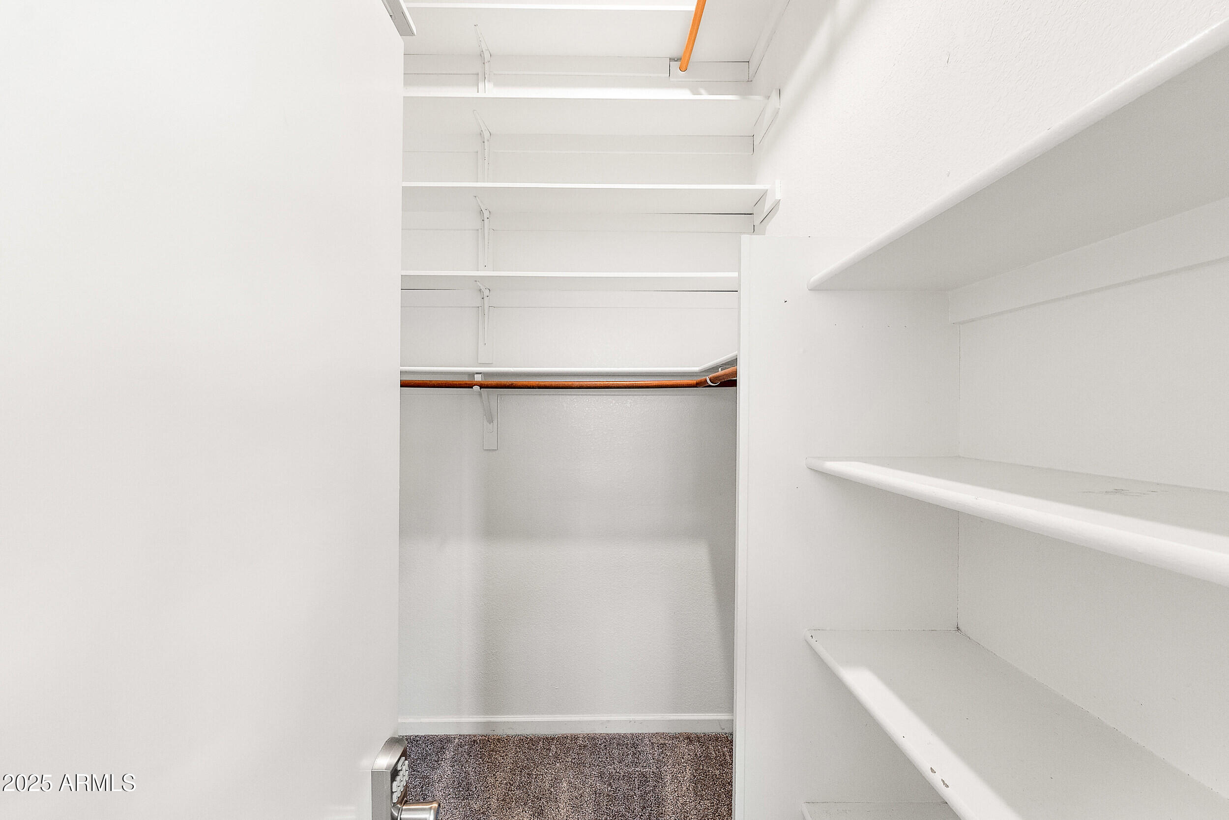 7108 W CORRINE Drive