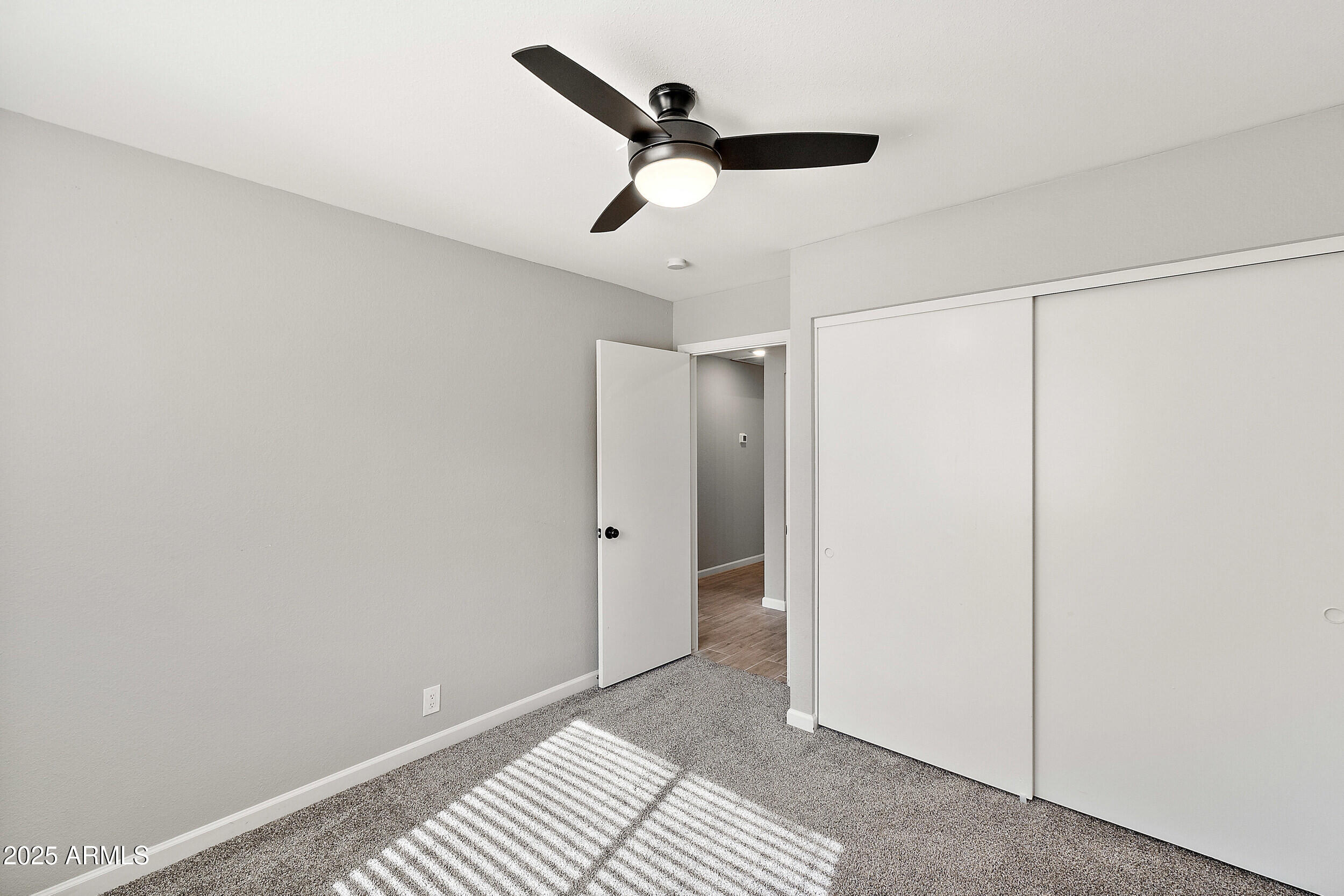 7108 W CORRINE Drive