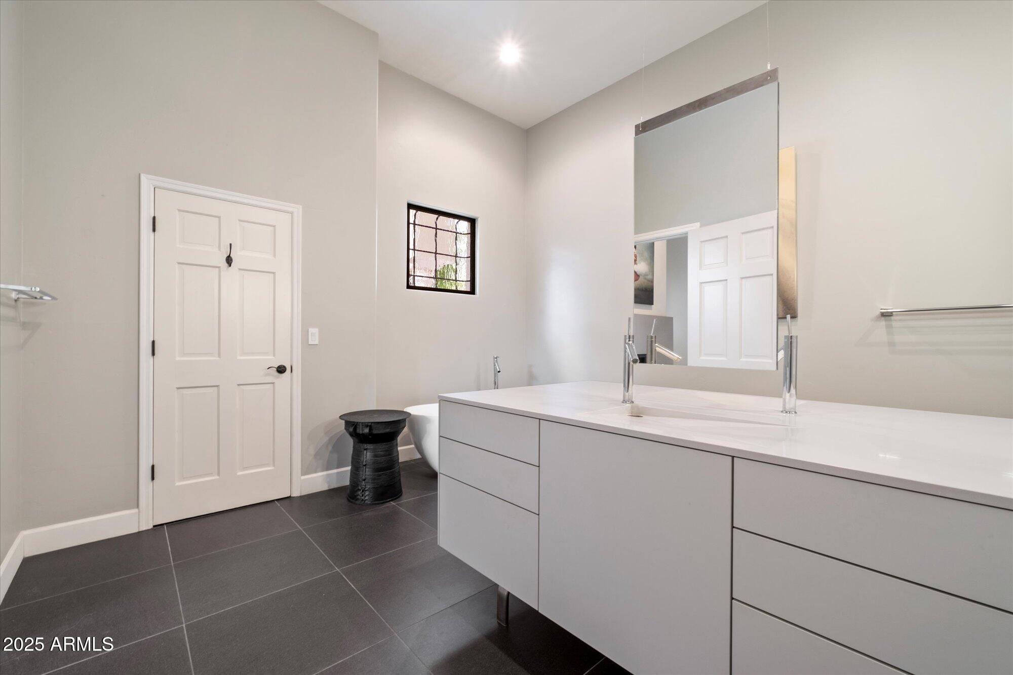 11331 E COCHISE Drive