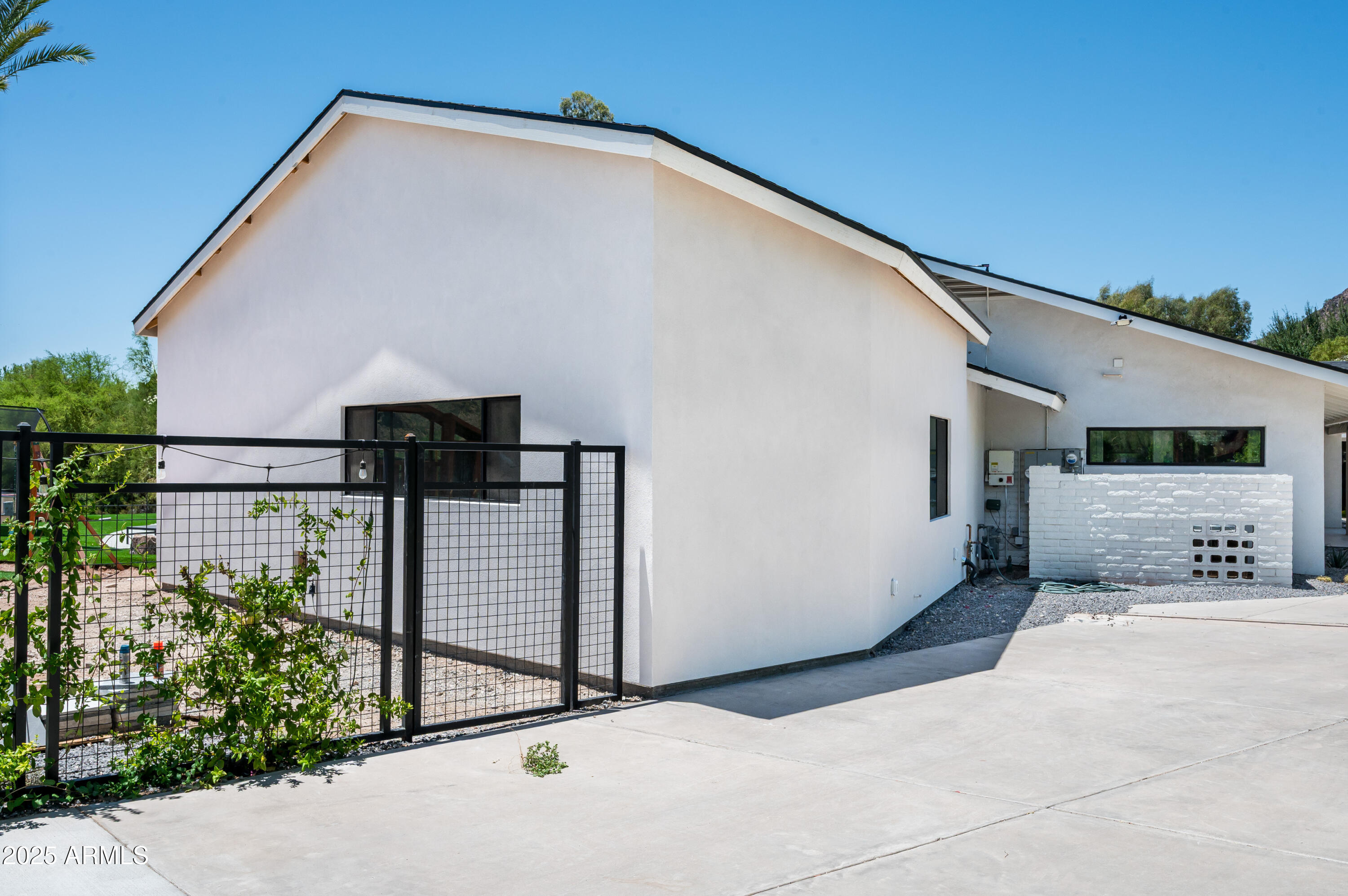 7100 N 47TH Street