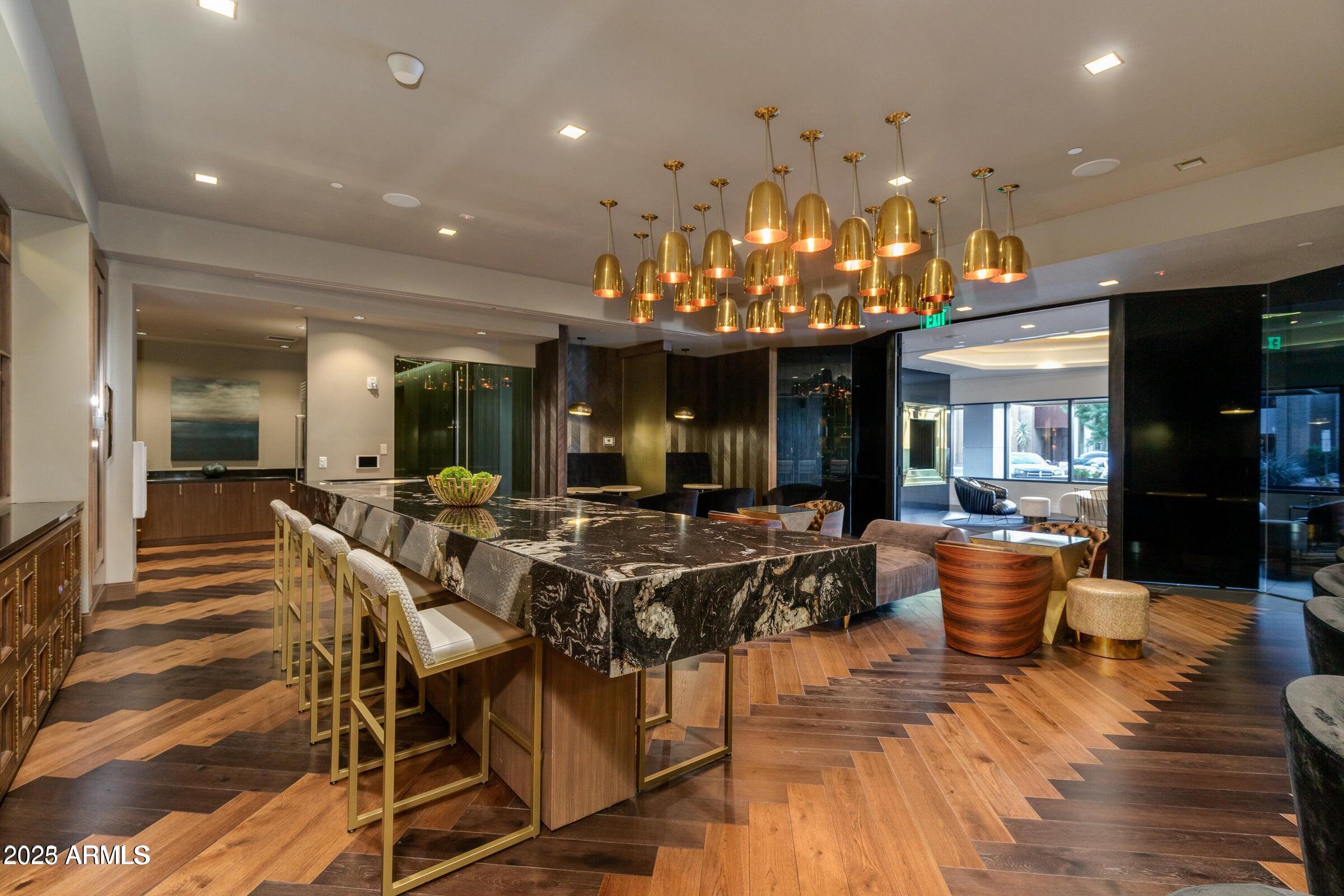 4422 N 75TH Street, 5014