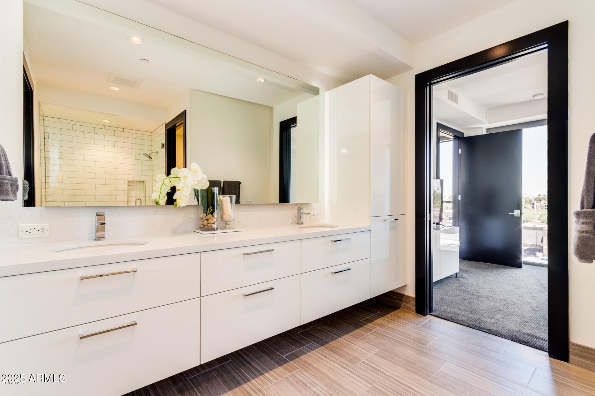 4422 N 75TH Street, 5014