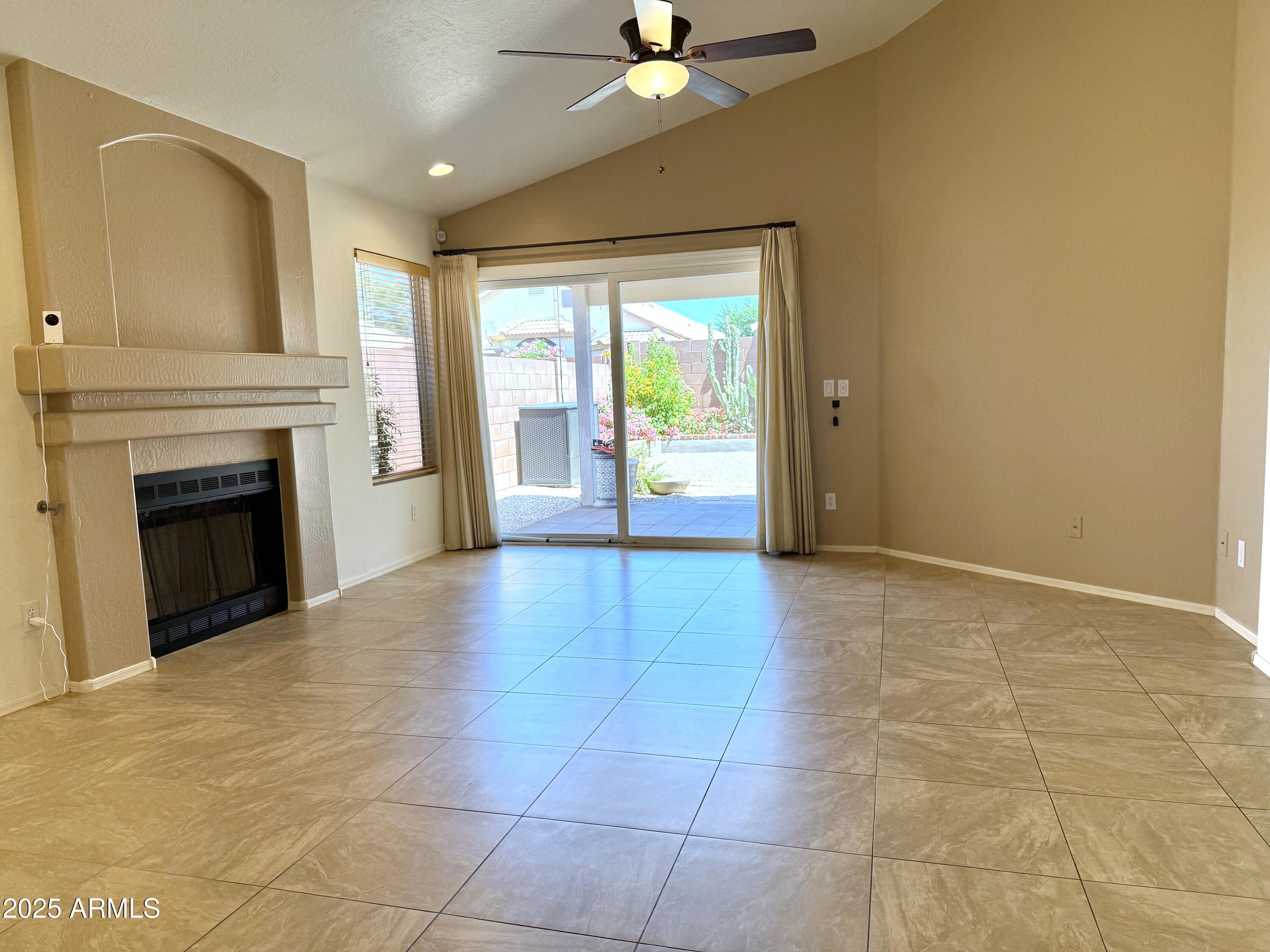 4224 E RENEE Drive