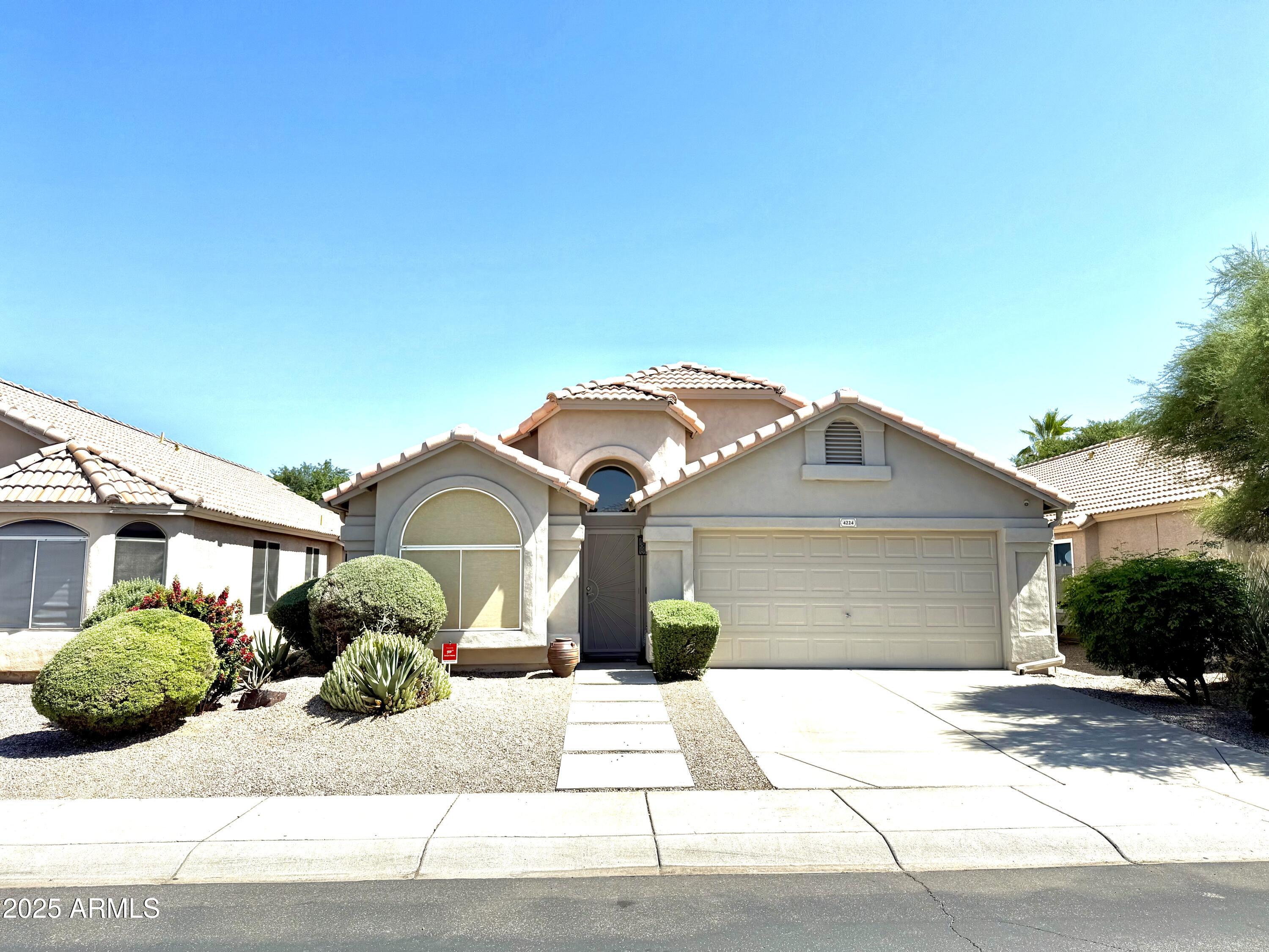 4224 E RENEE Drive