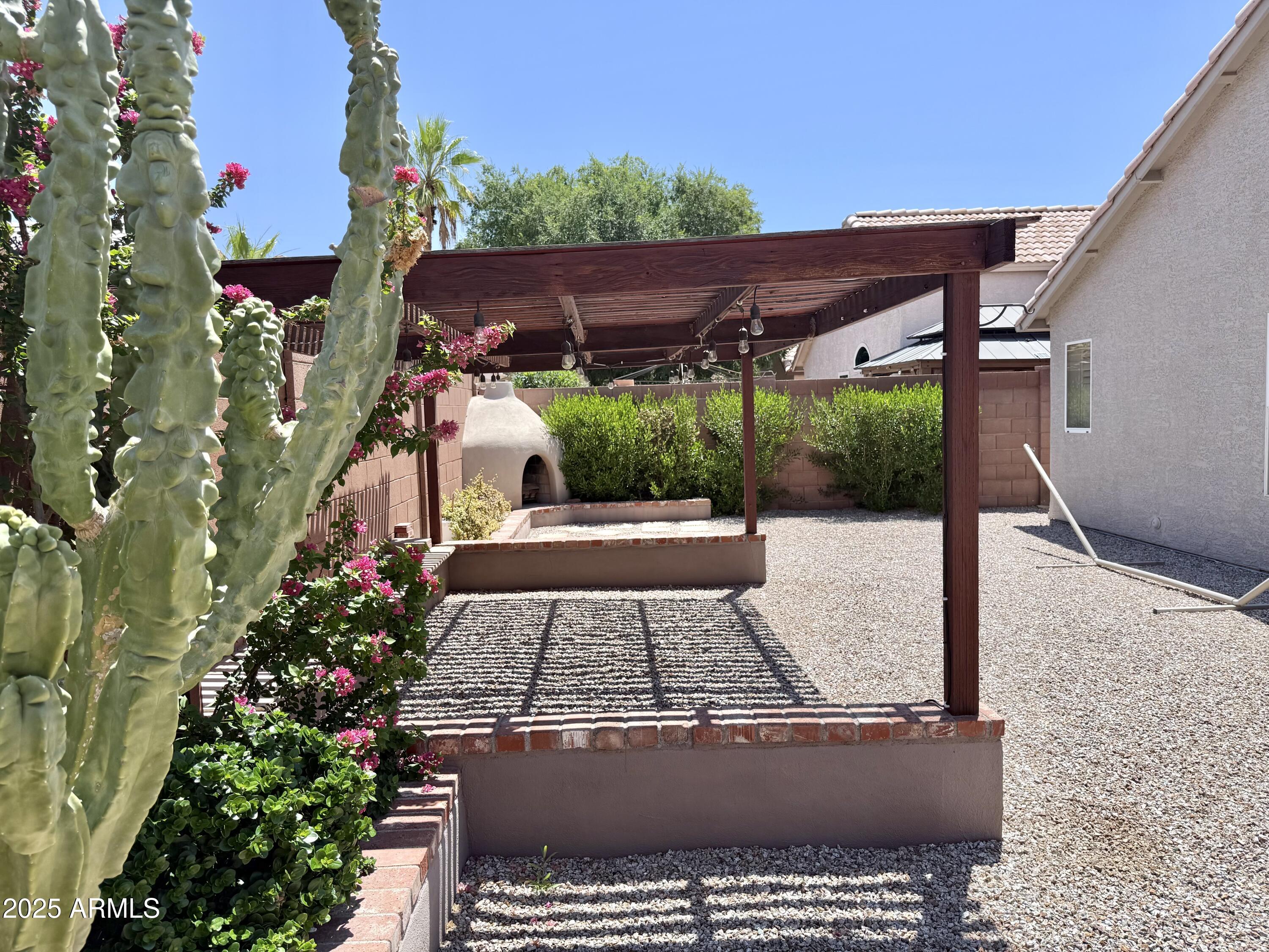 4224 E RENEE Drive