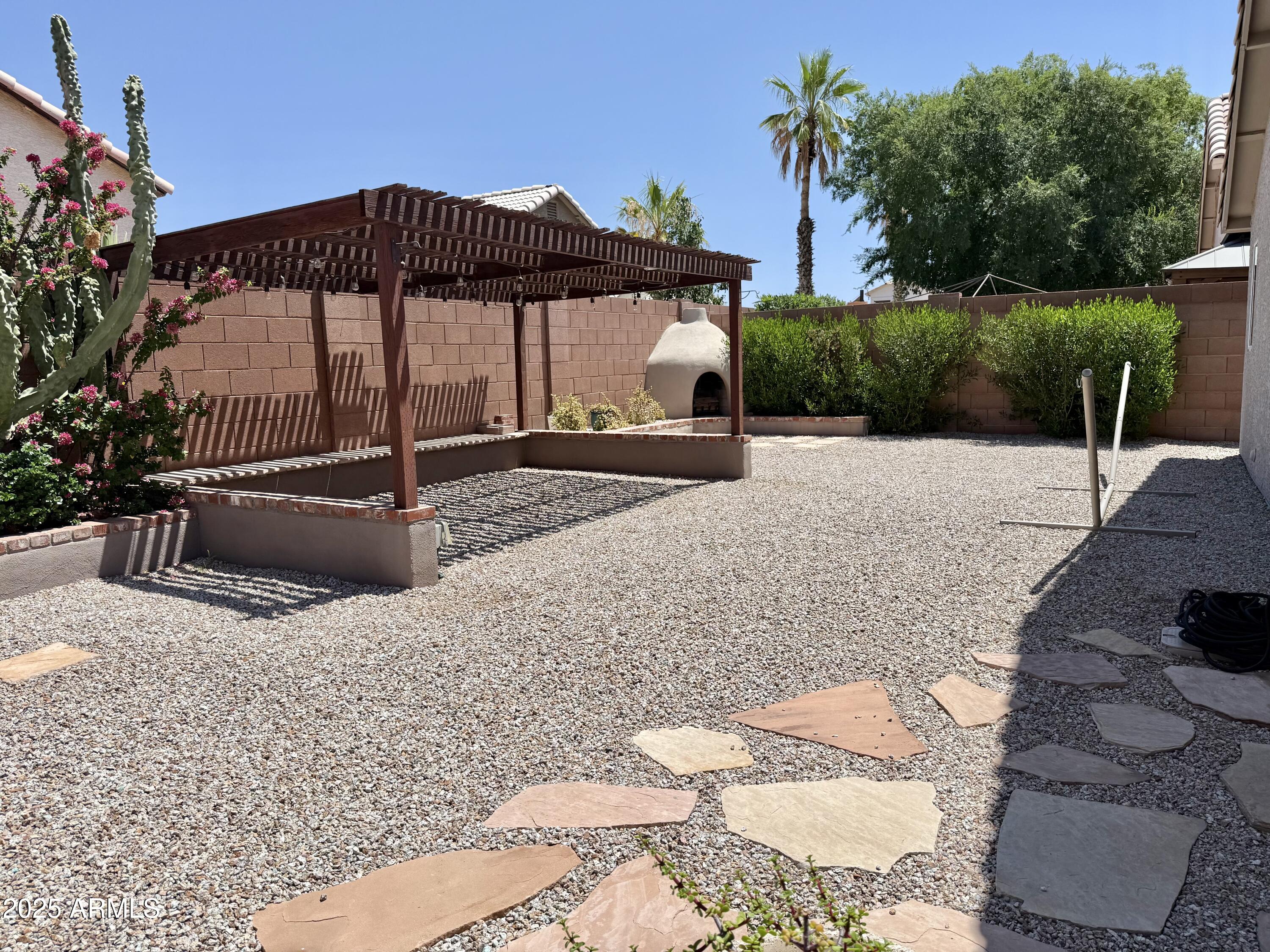 4224 E RENEE Drive