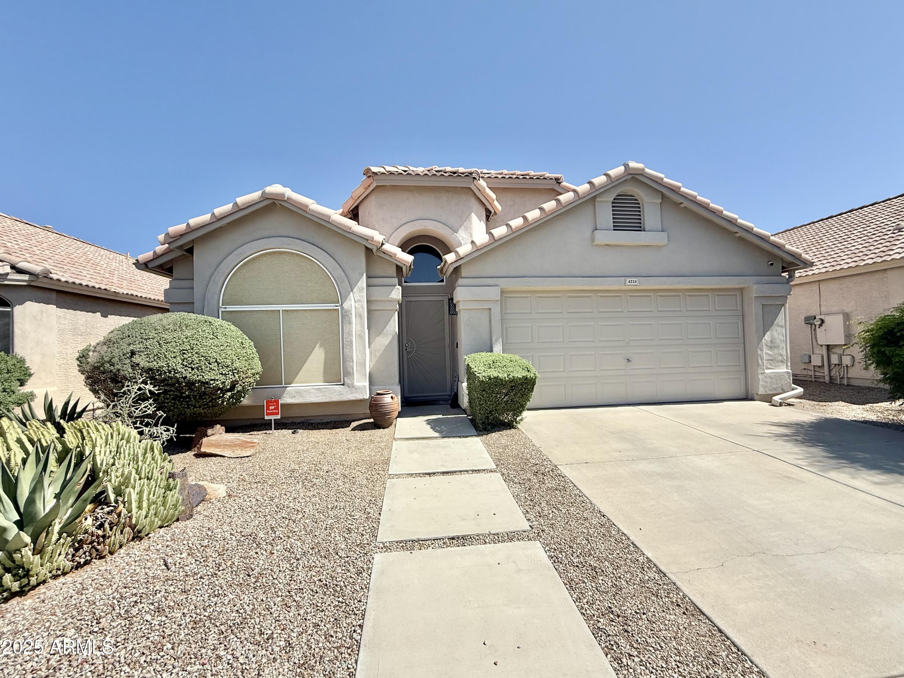 4224 E RENEE Drive