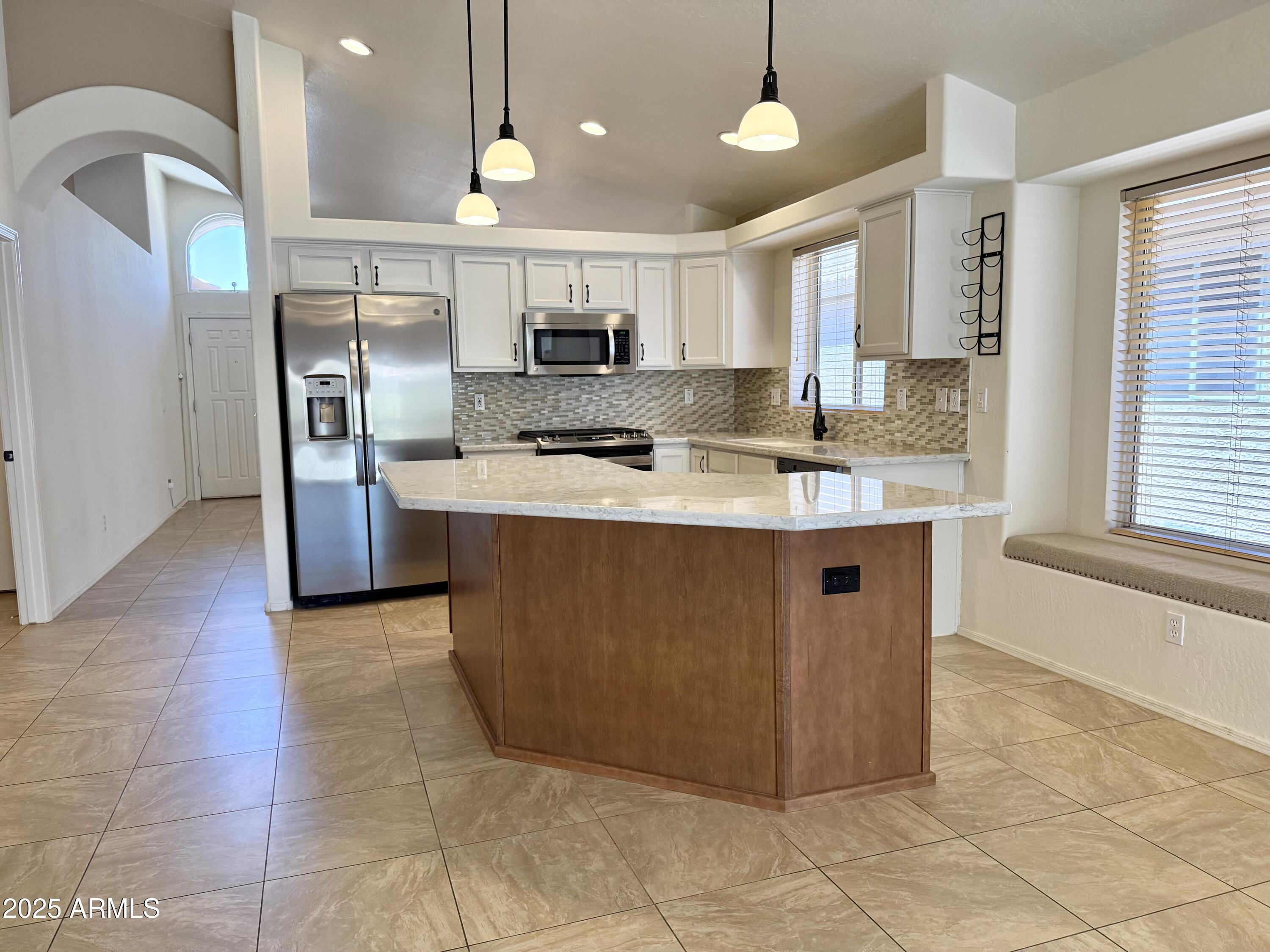 4224 E RENEE Drive
