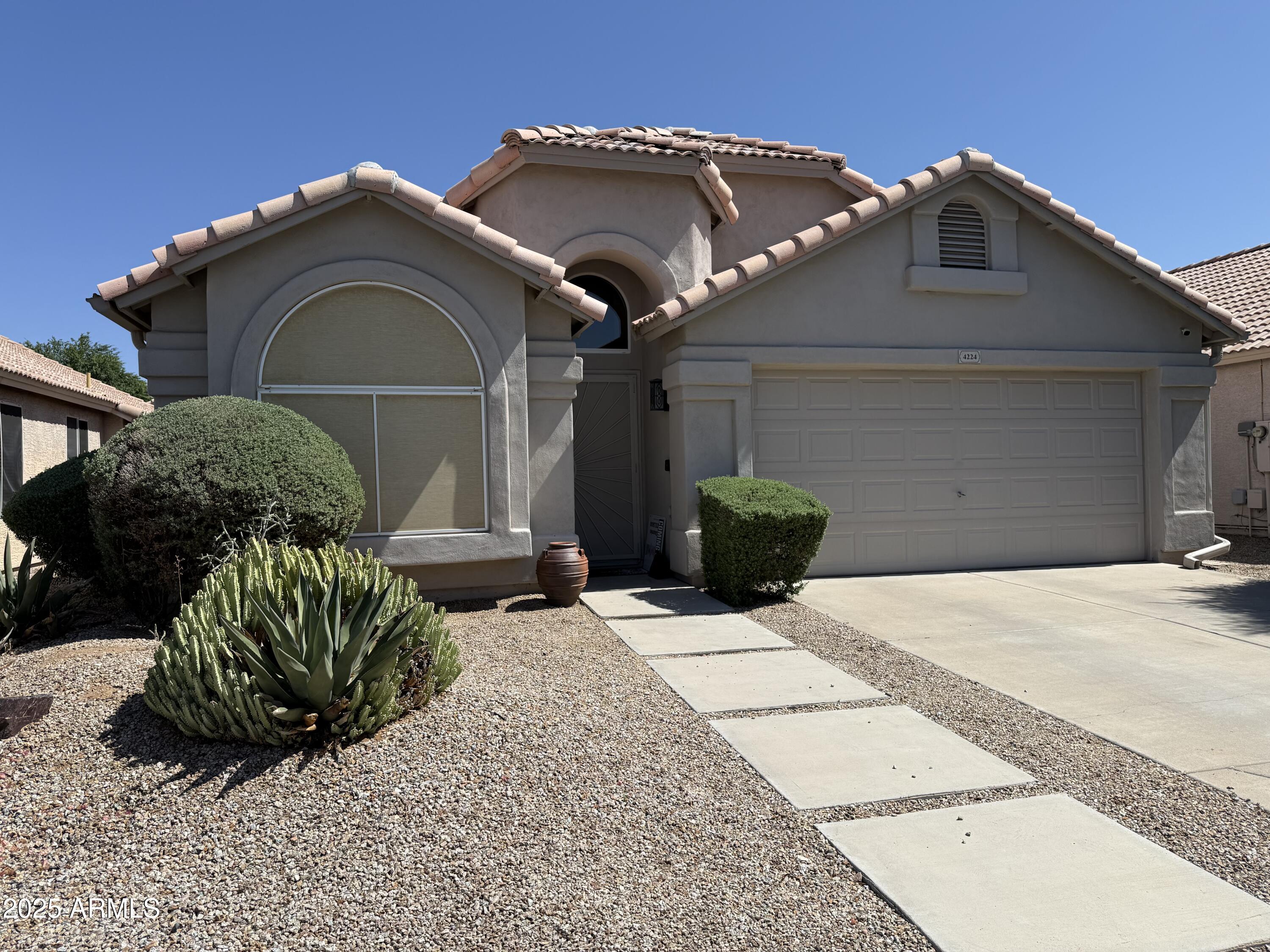 4224 E RENEE Drive
