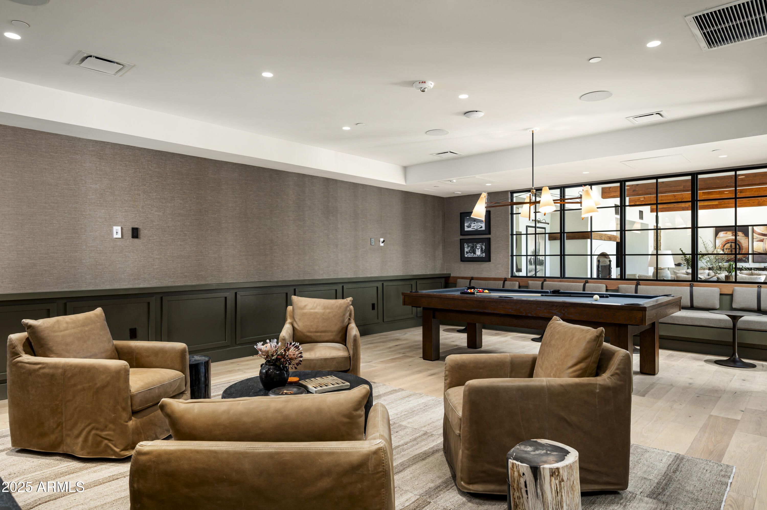 5000 N CAMELBACK RIDGE Drive, 301