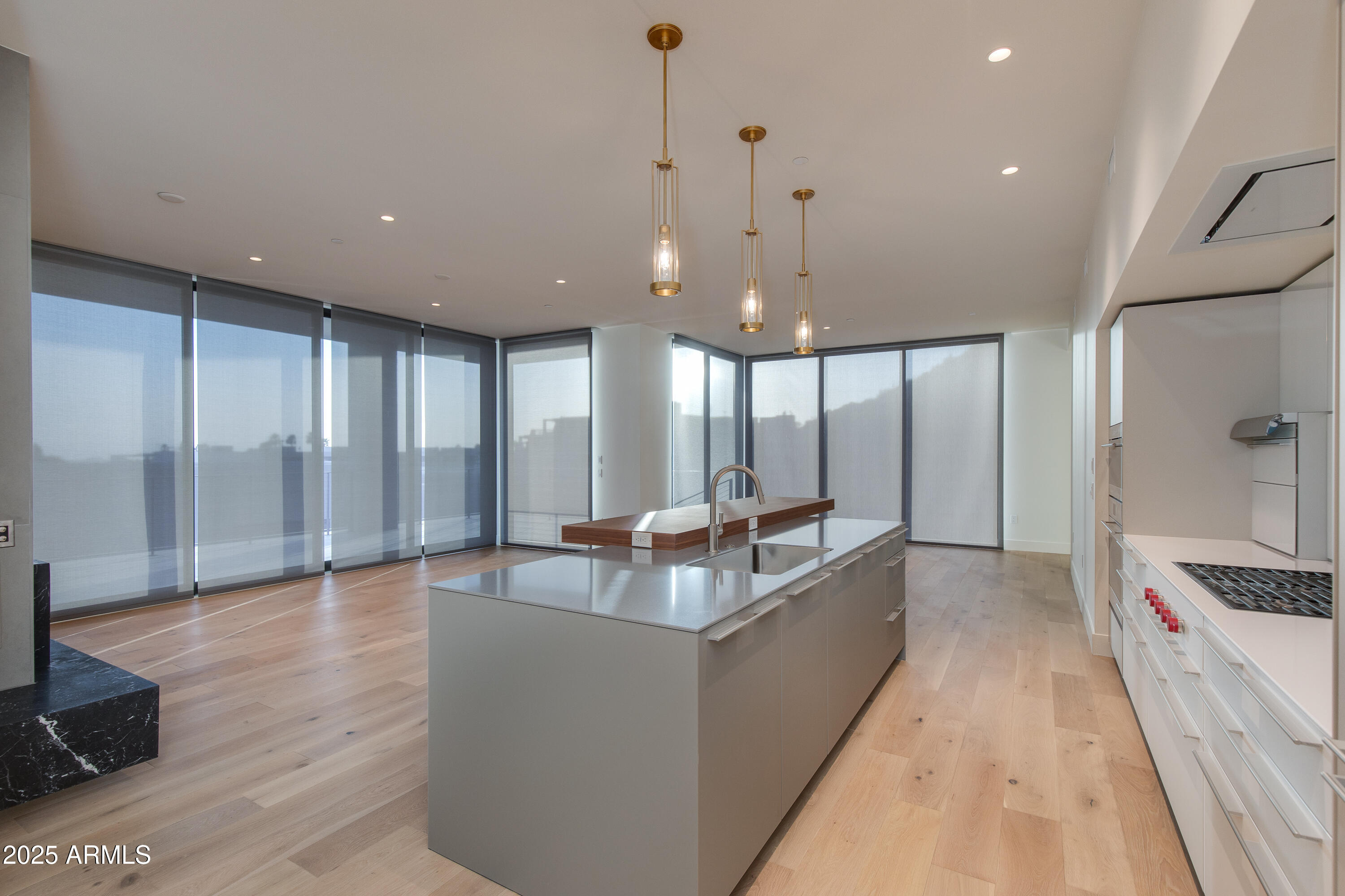 5000 N CAMELBACK RIDGE Drive, 301