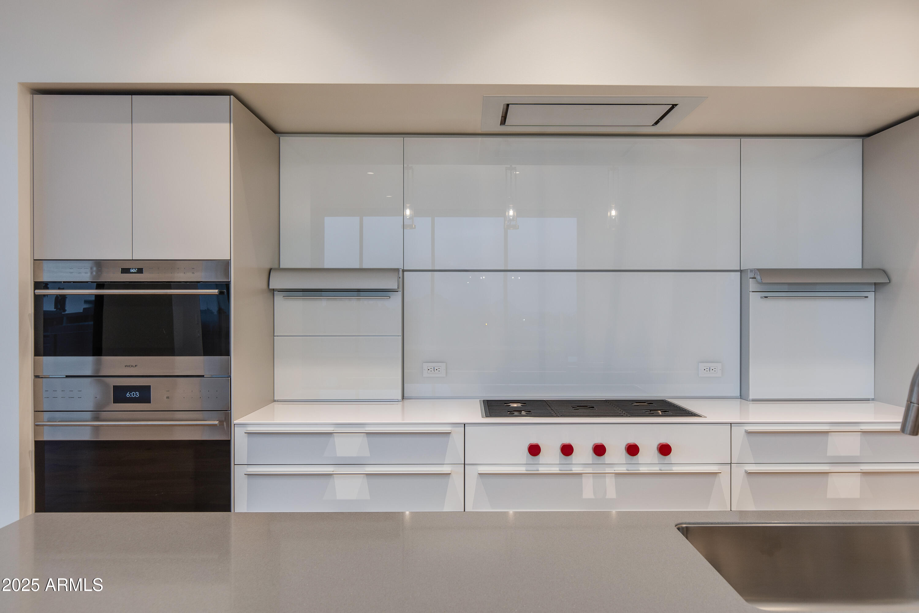 5000 N CAMELBACK RIDGE Drive, 301