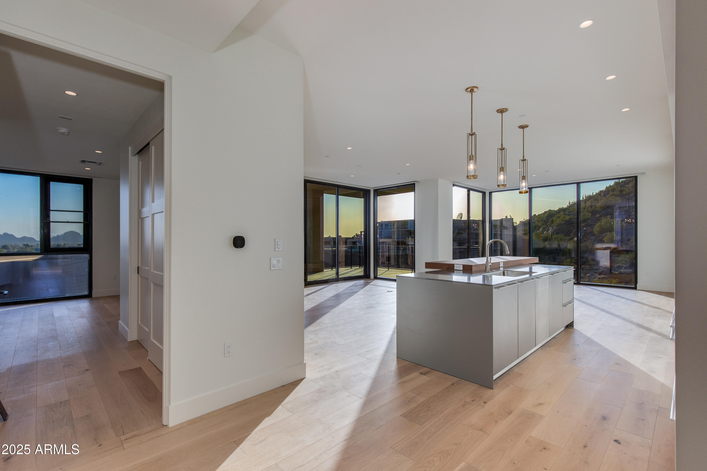 5000 N CAMELBACK RIDGE Drive, 301