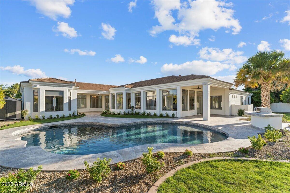3354 E JAEGER Circle