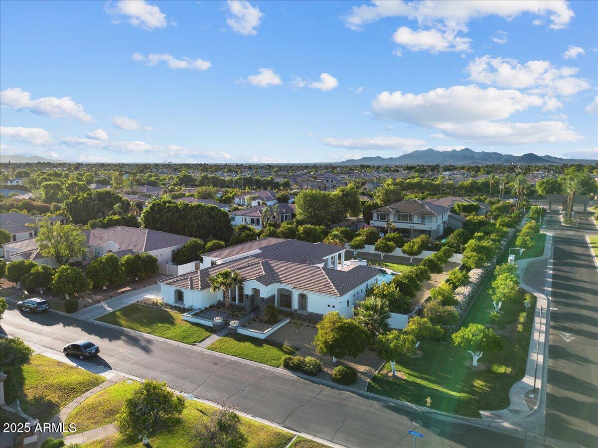 3354 E JAEGER Circle