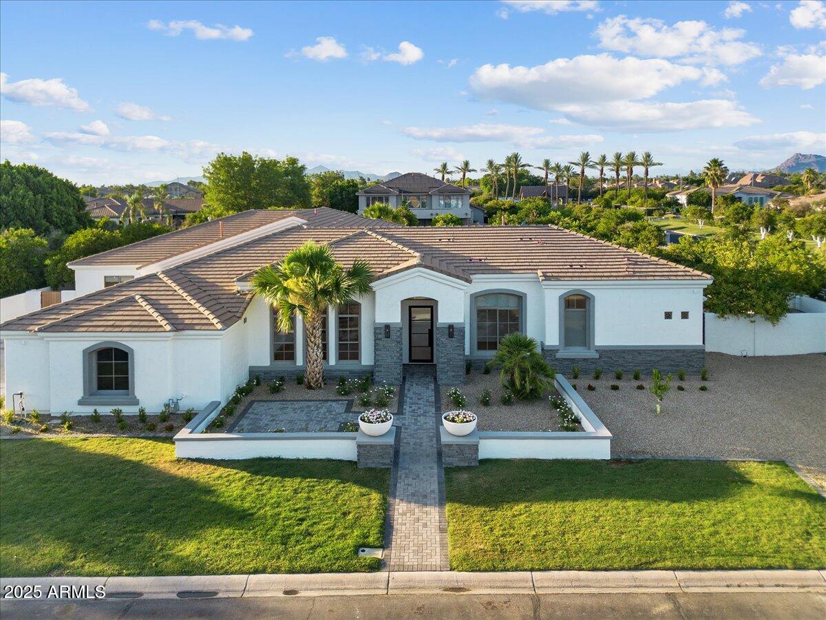 3354 E JAEGER Circle