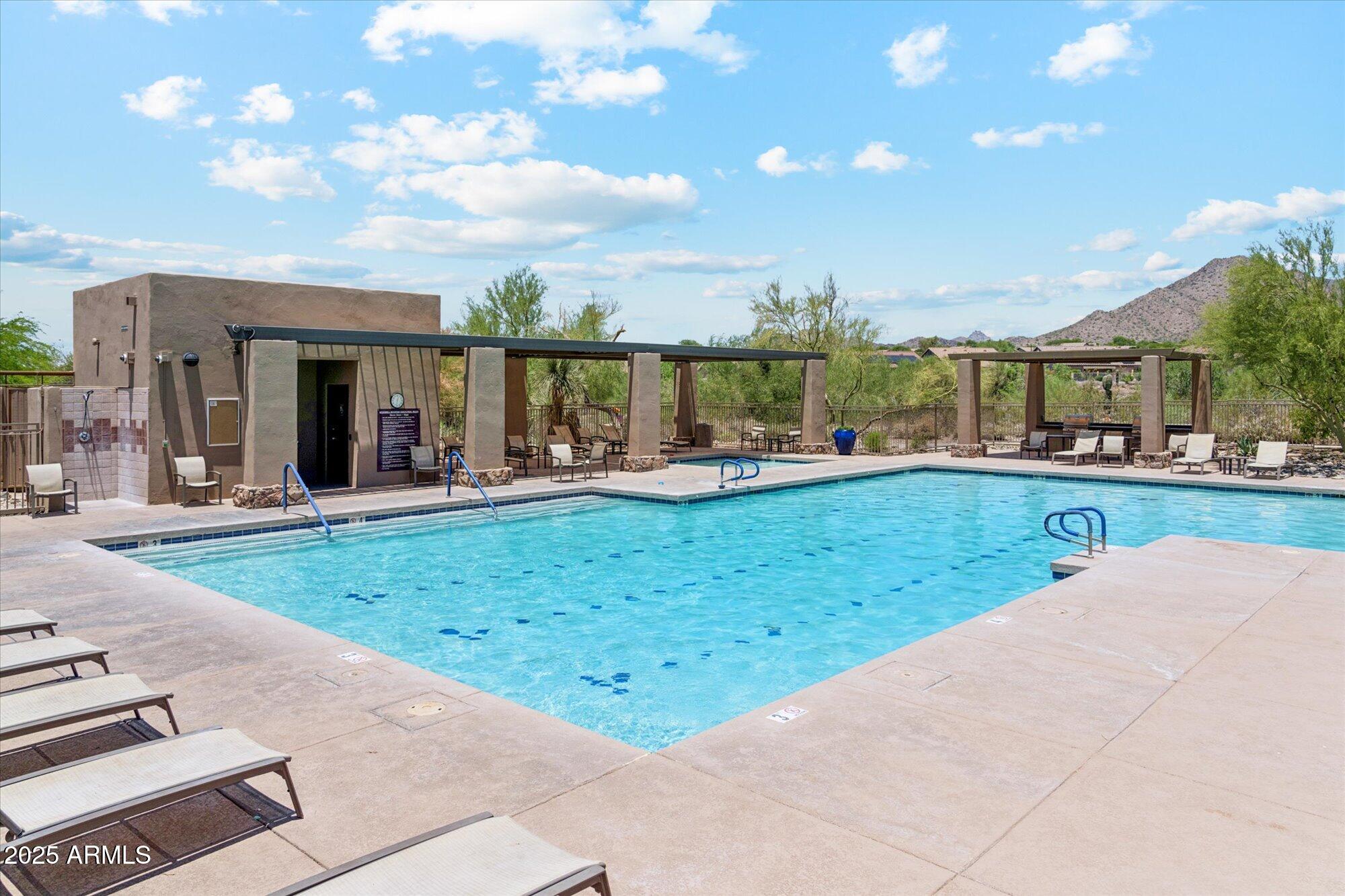 10252 E BUTHERUS Drive