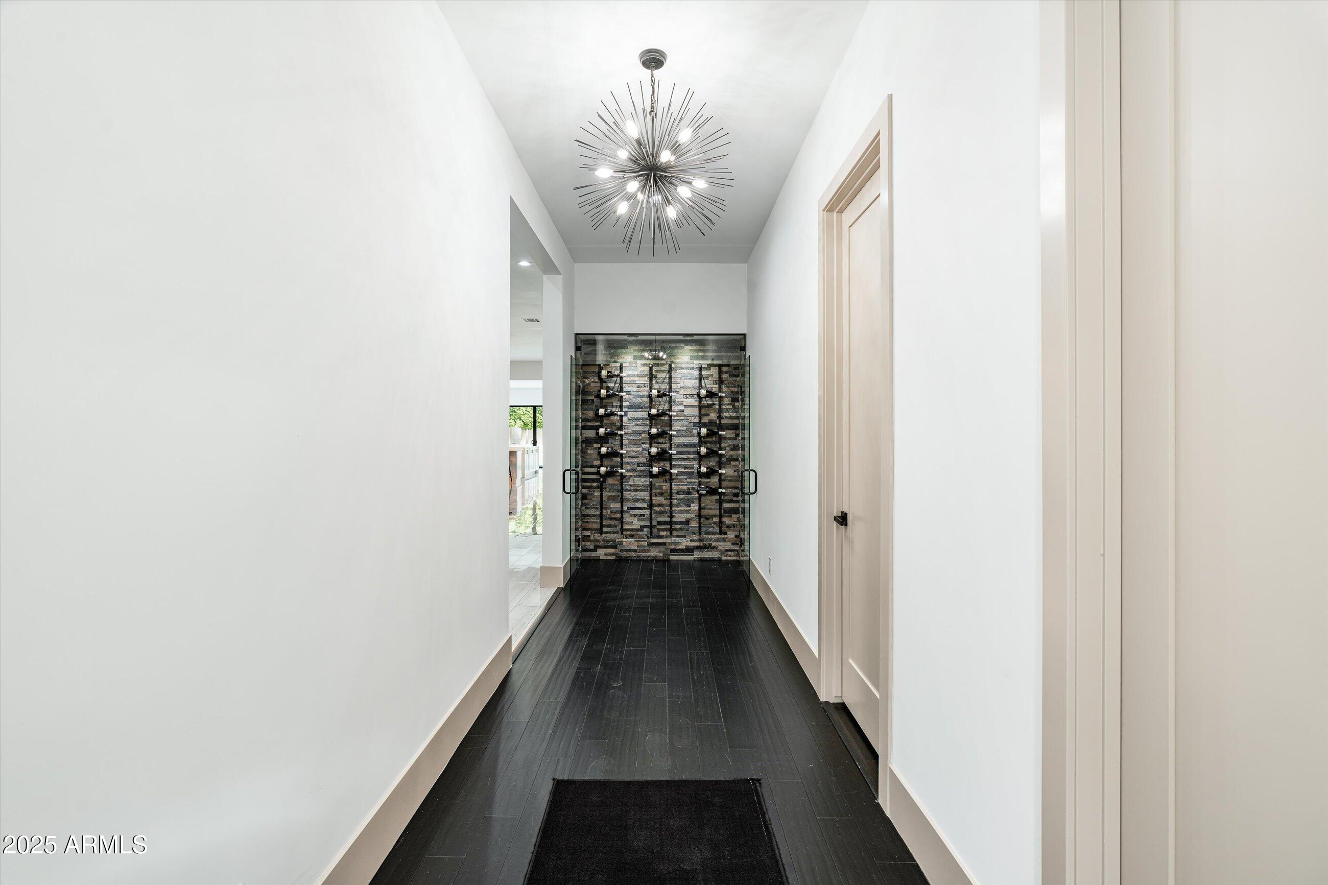 4219 N 41st Place