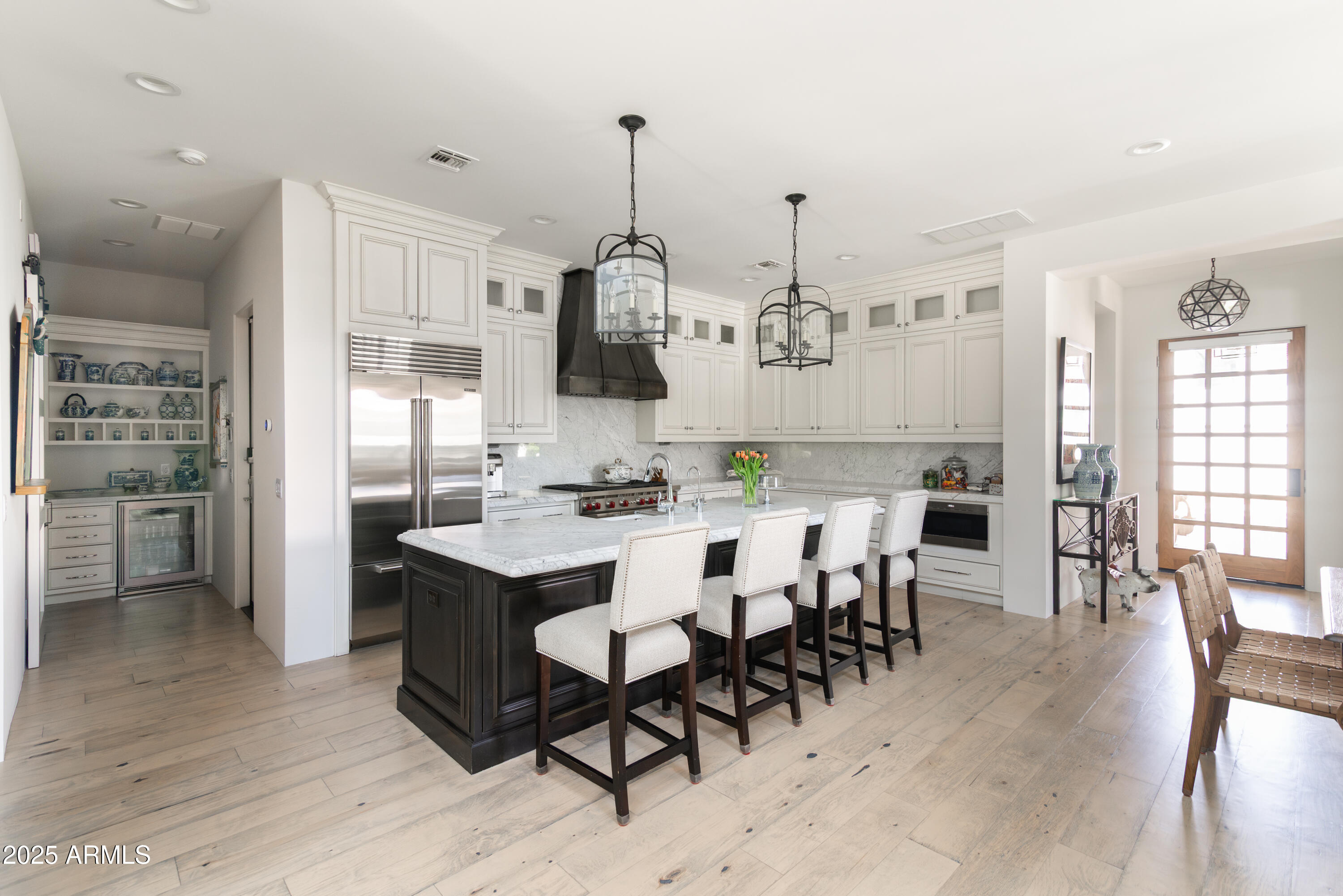 3511 N 39th Place