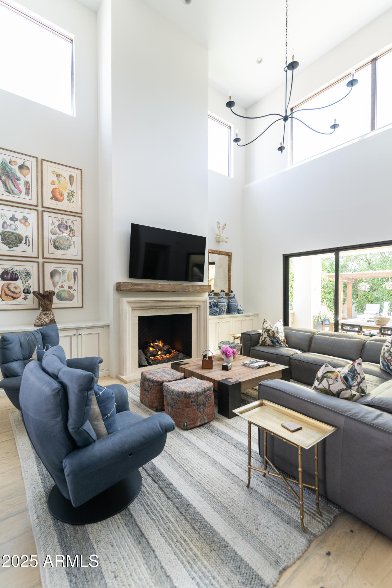 3511 N 39th Place