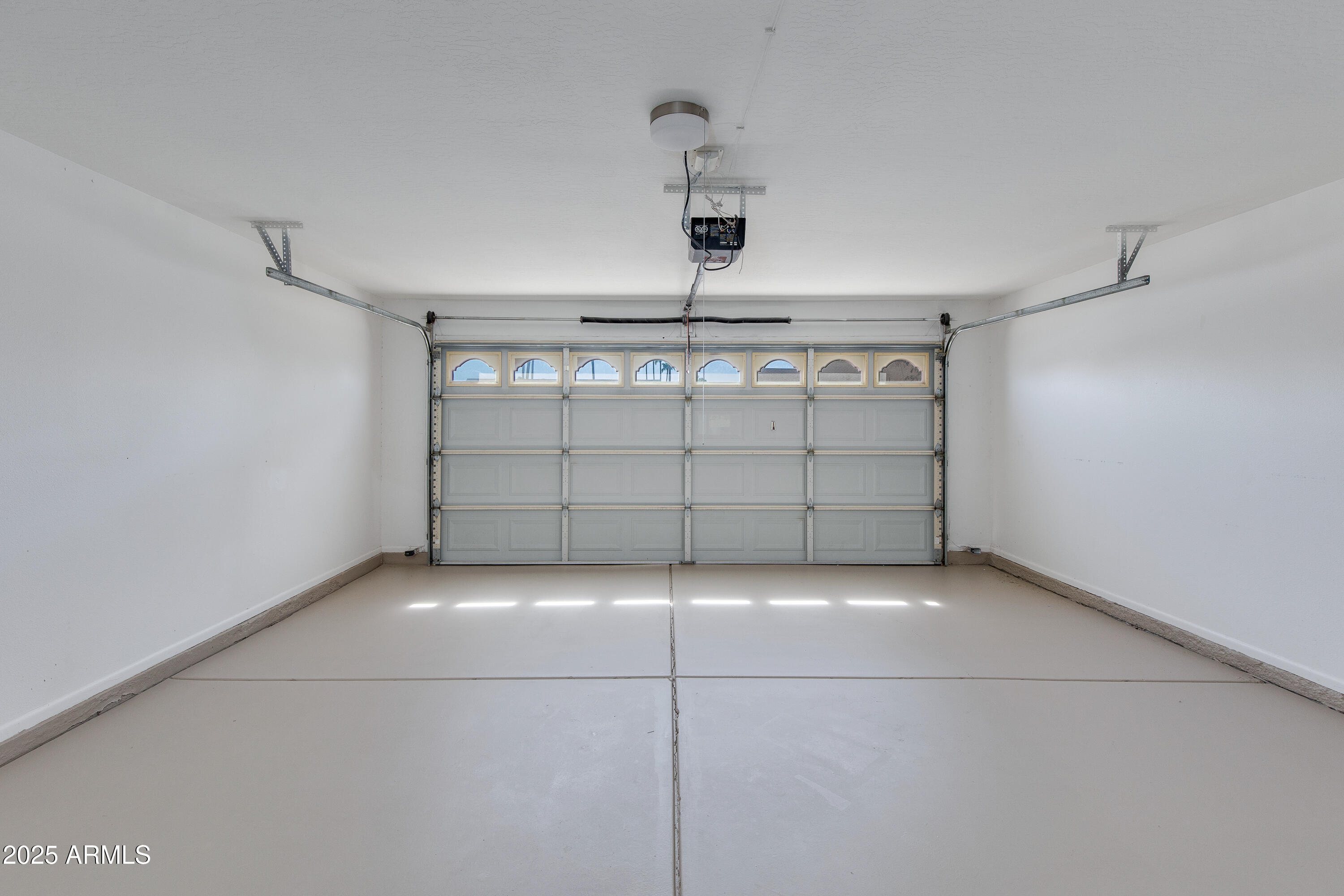 6250 E CAROLINA Drive