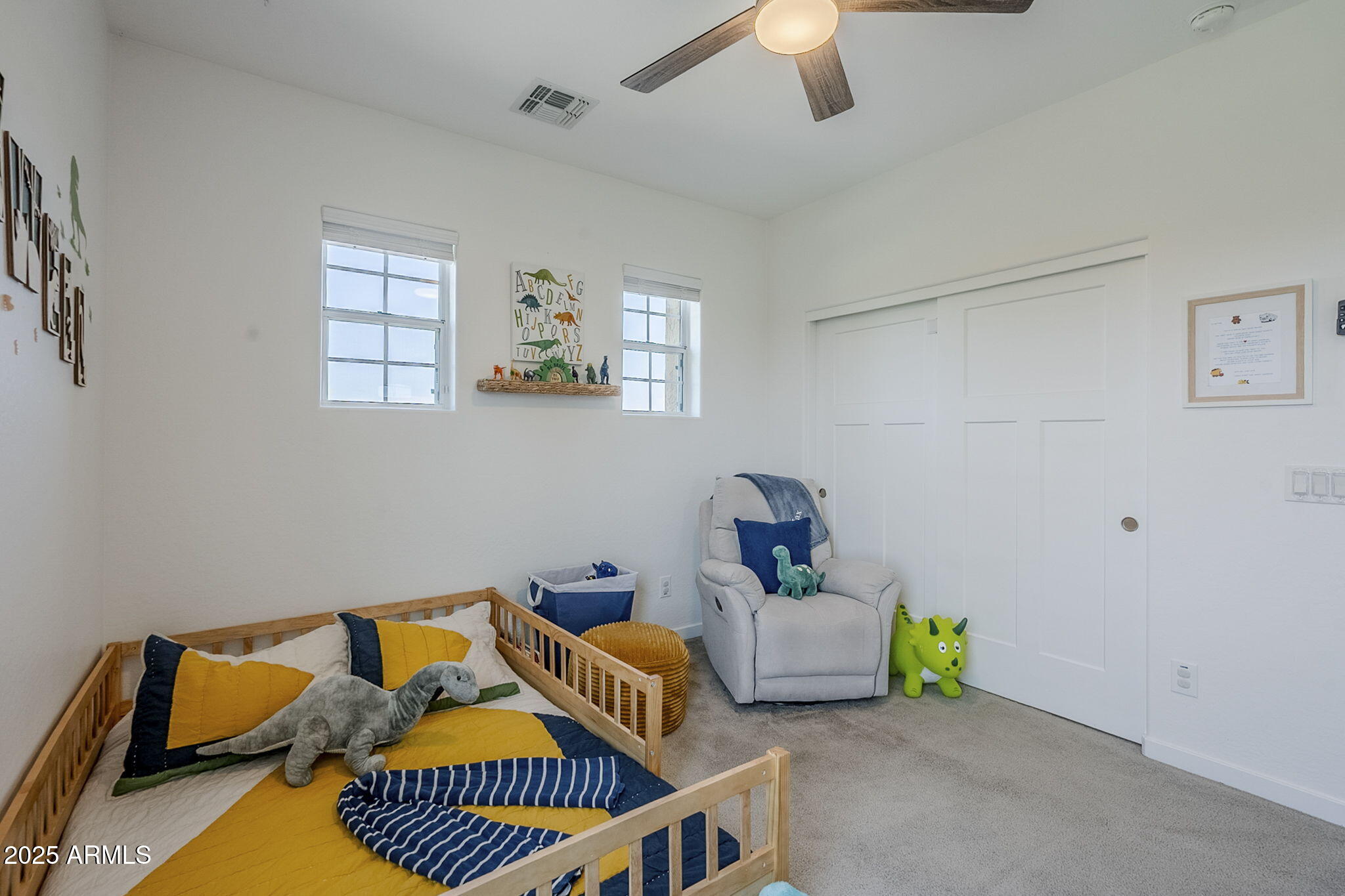 10515 E NOPAL Avenue