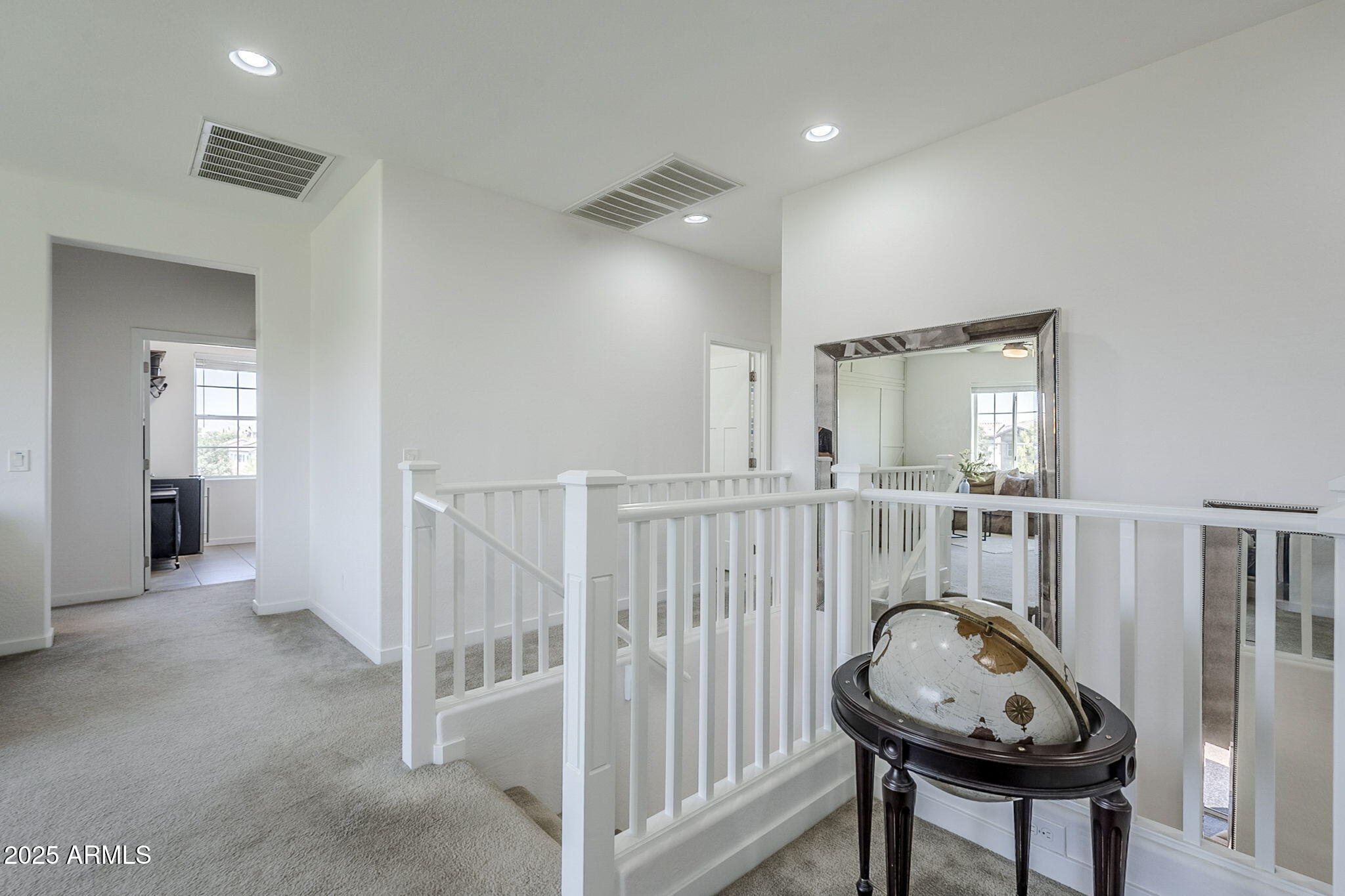 10515 E NOPAL Avenue