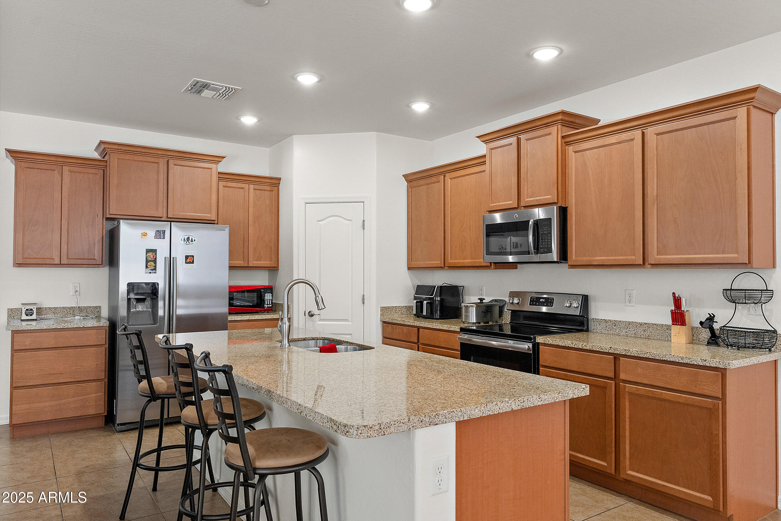 12021 W TAYLOR Street