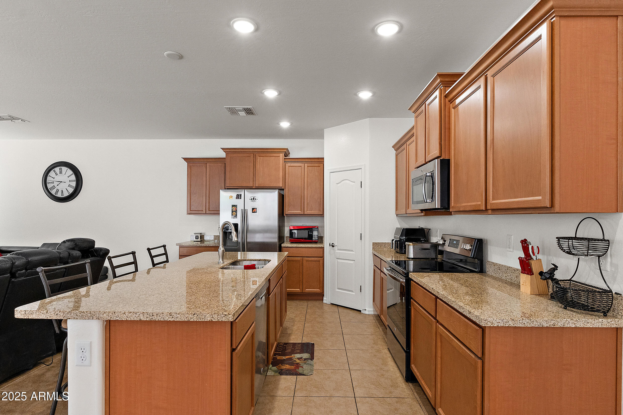 12021 W TAYLOR Street