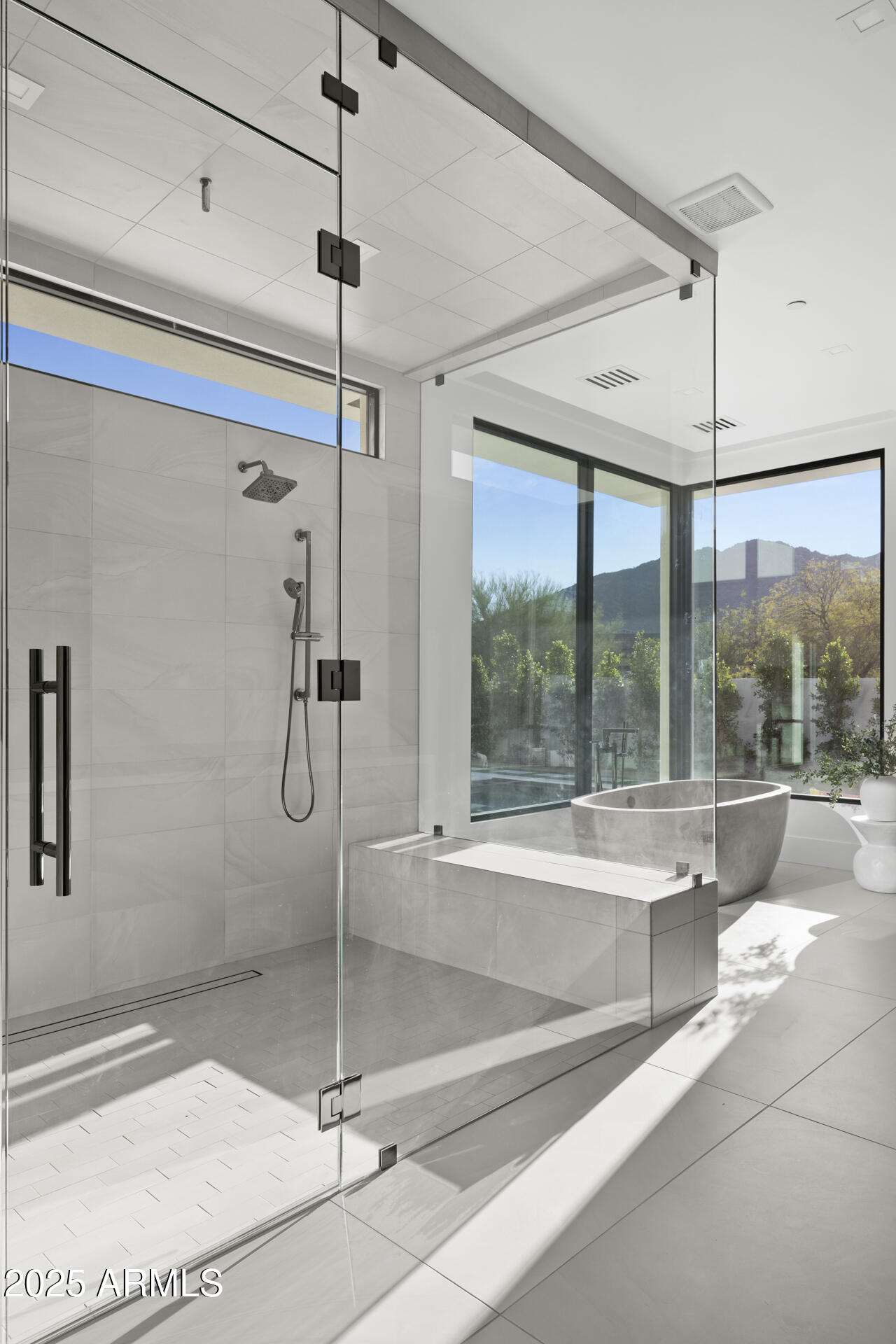 6601 E SAN MIGUEL Avenue, Paradise Valley