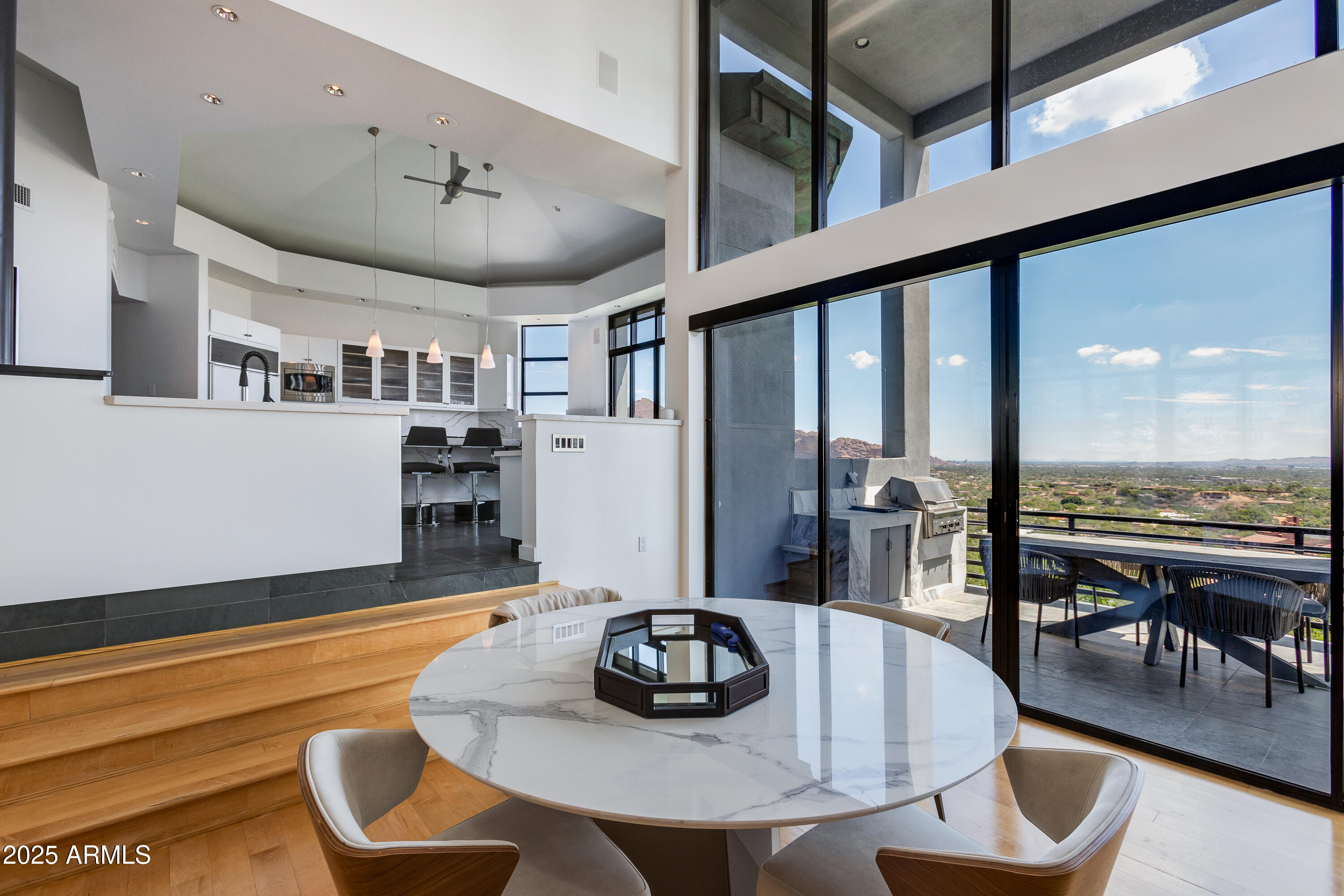 4228 E HIGHLANDS Drive