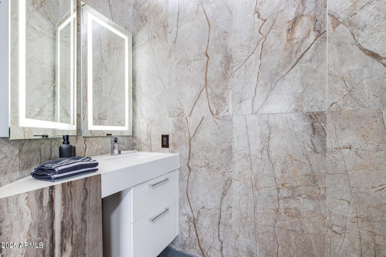 4422 N 75TH Street 8004