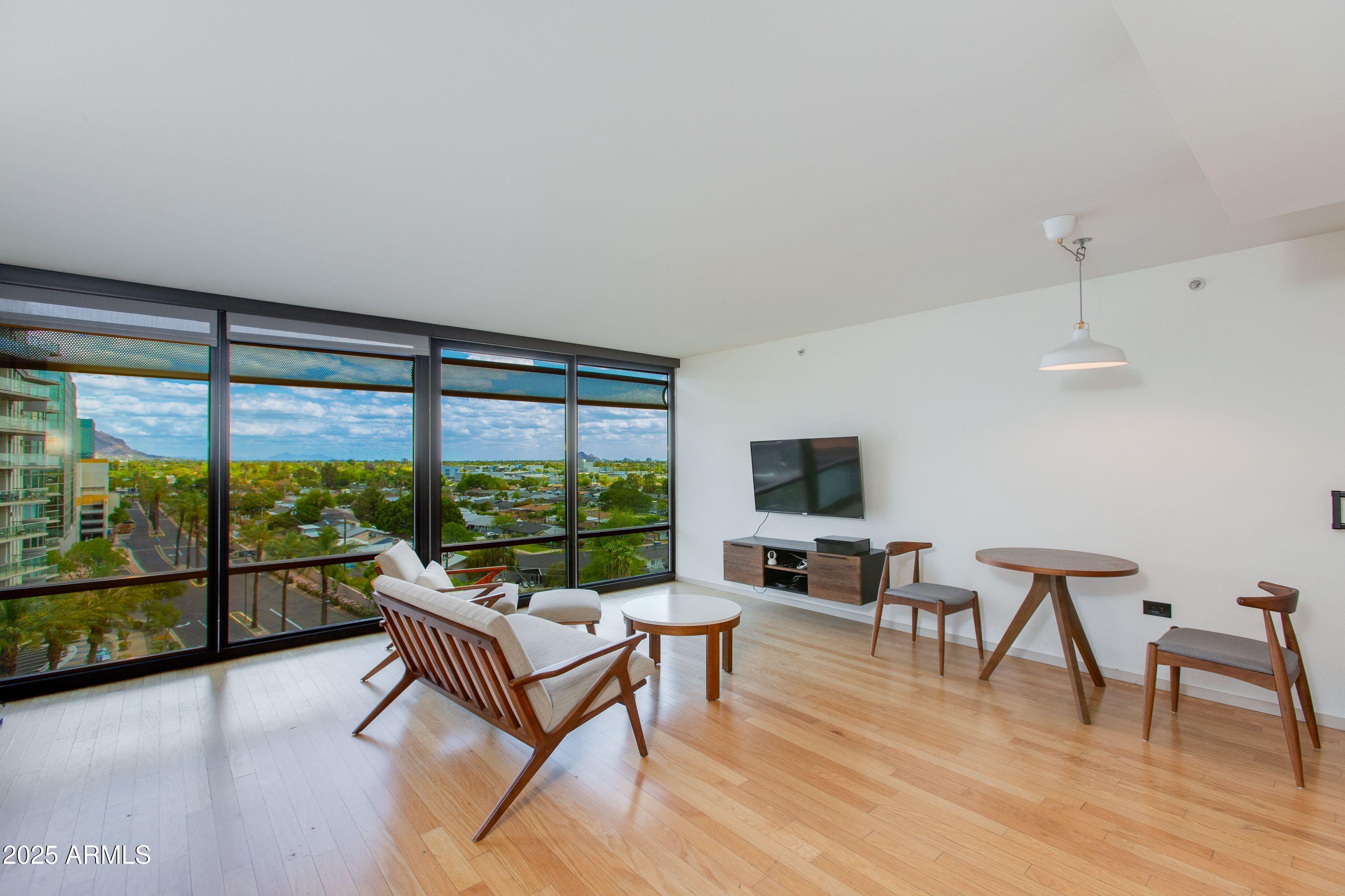 4808 N 24TH Street 806