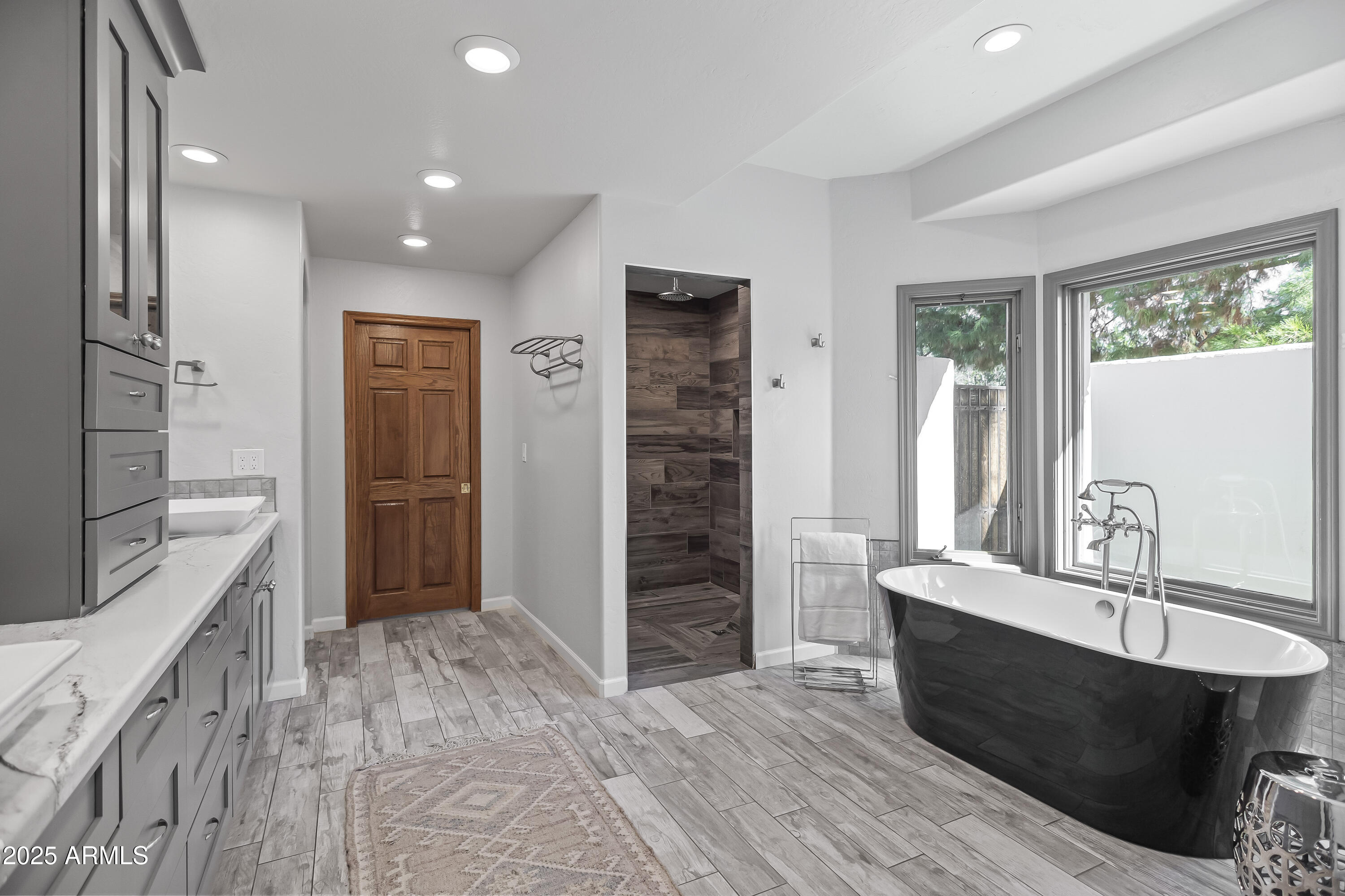 8817 N 58TH Place
