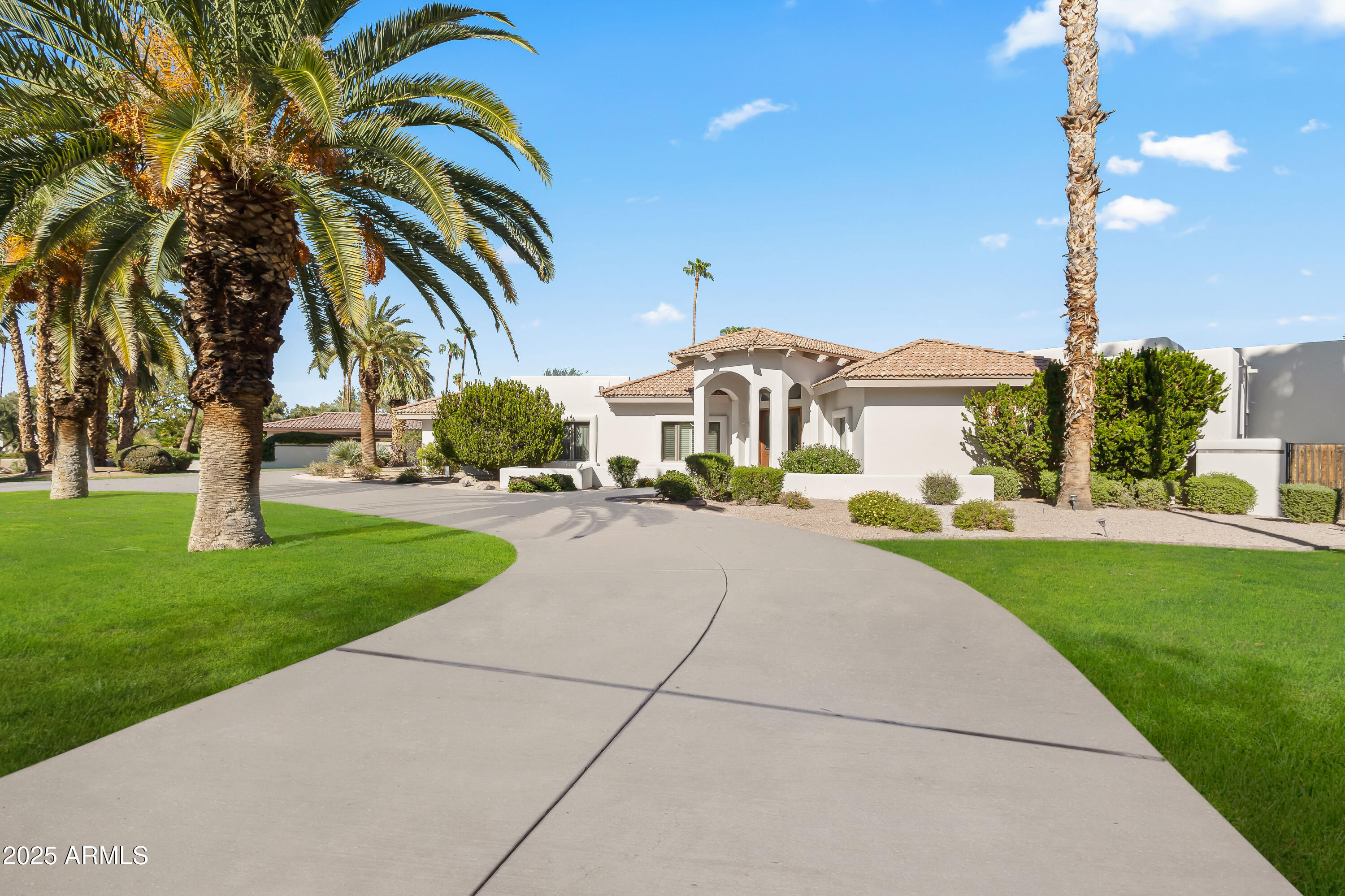 8817 N 58TH Place