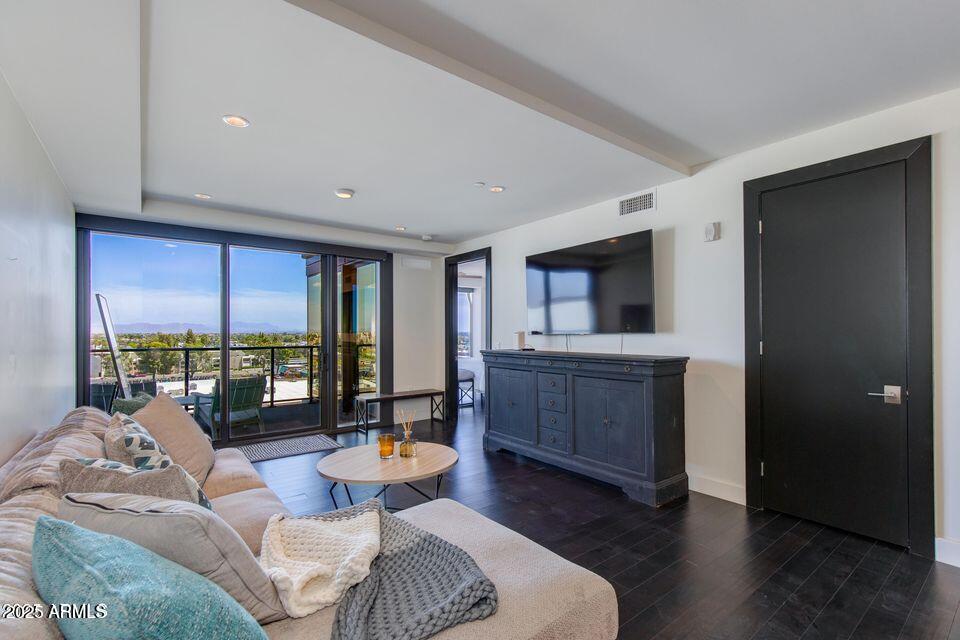 4422 N 75TH Street 7013