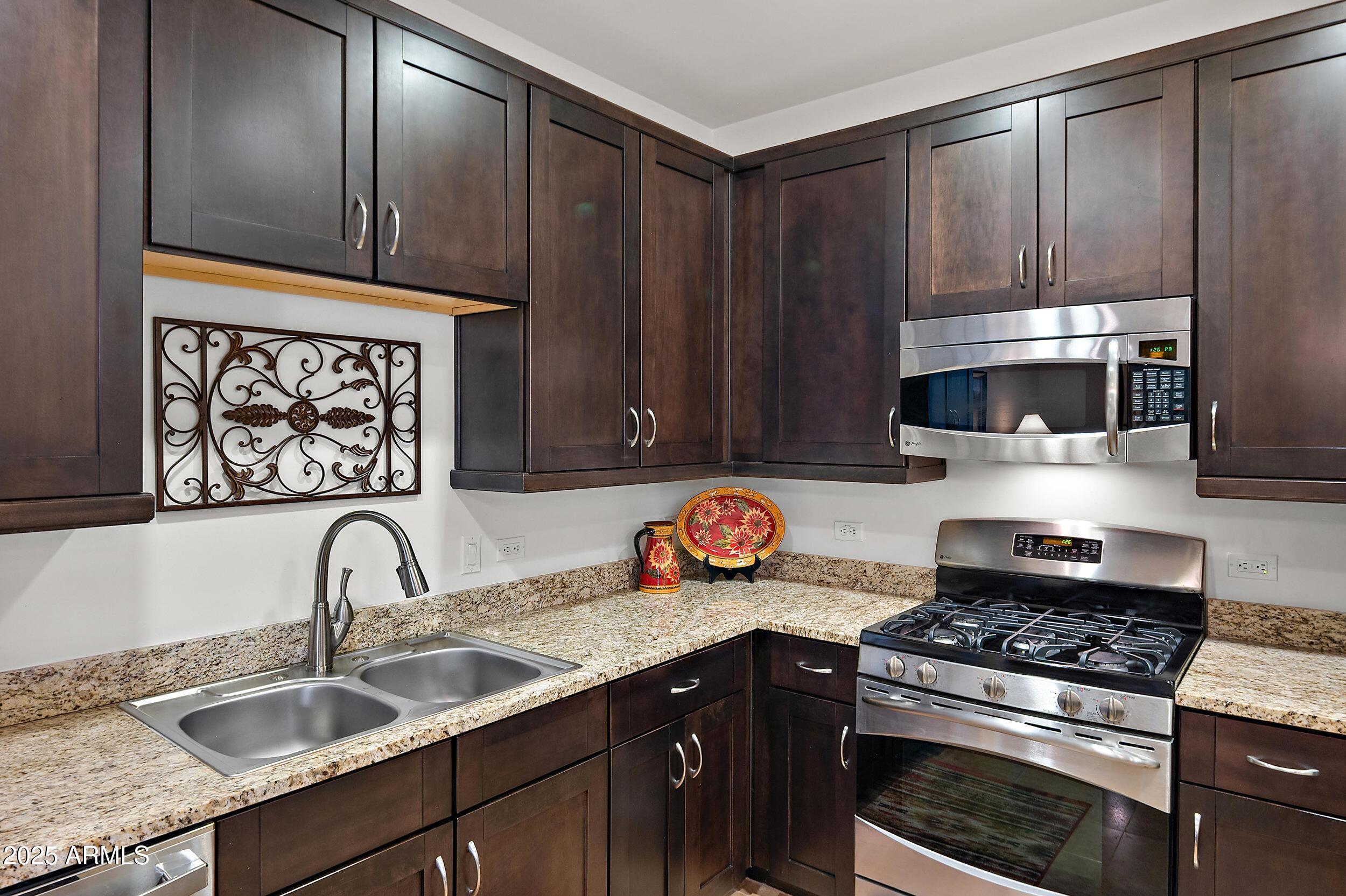 7291 N SCOTTSDALE Road 2009