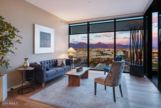 7180 E KIERLAND Boulevard, 1115, Scottsdale Unit: 1115