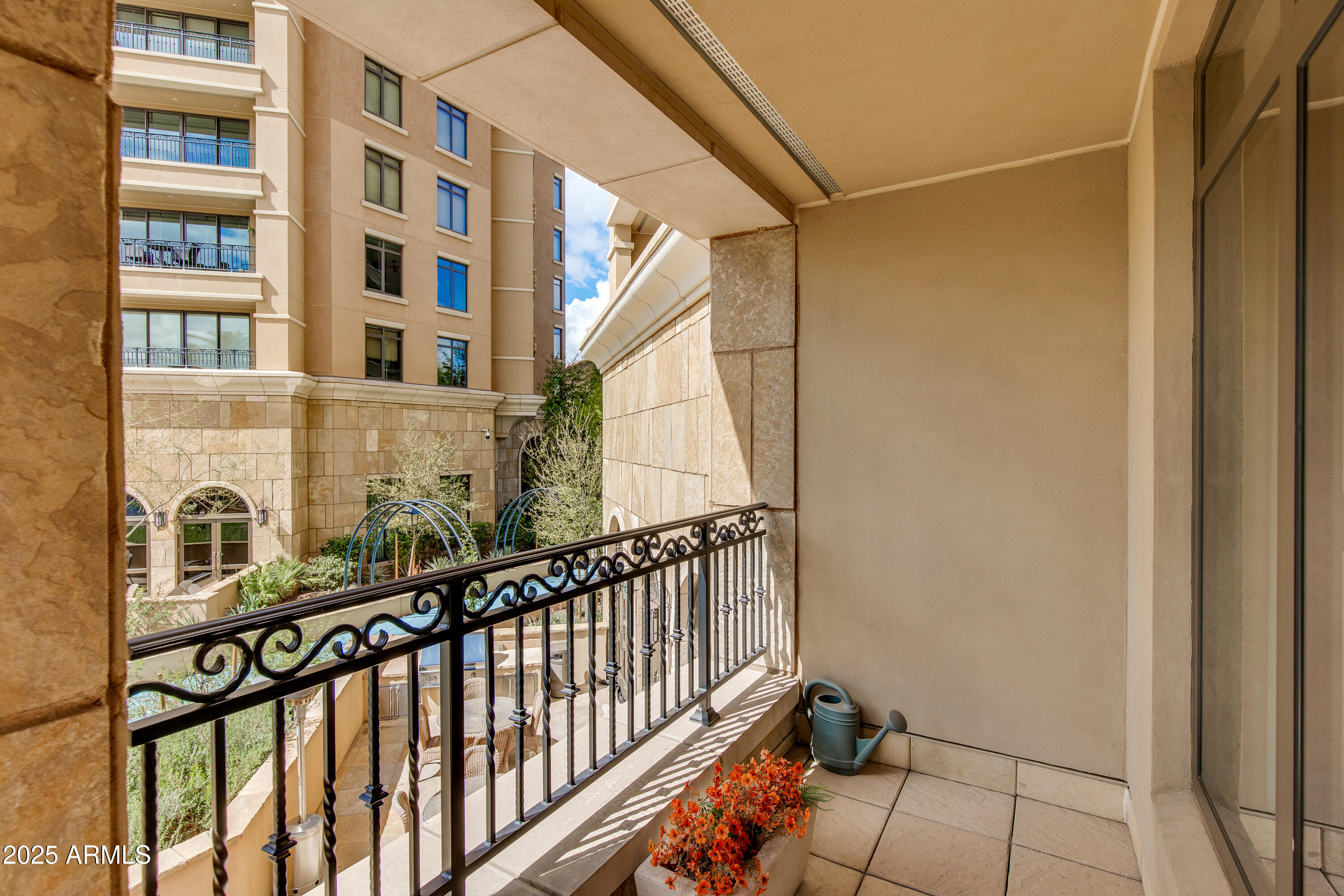 7181 E CAMELBACK Road 208