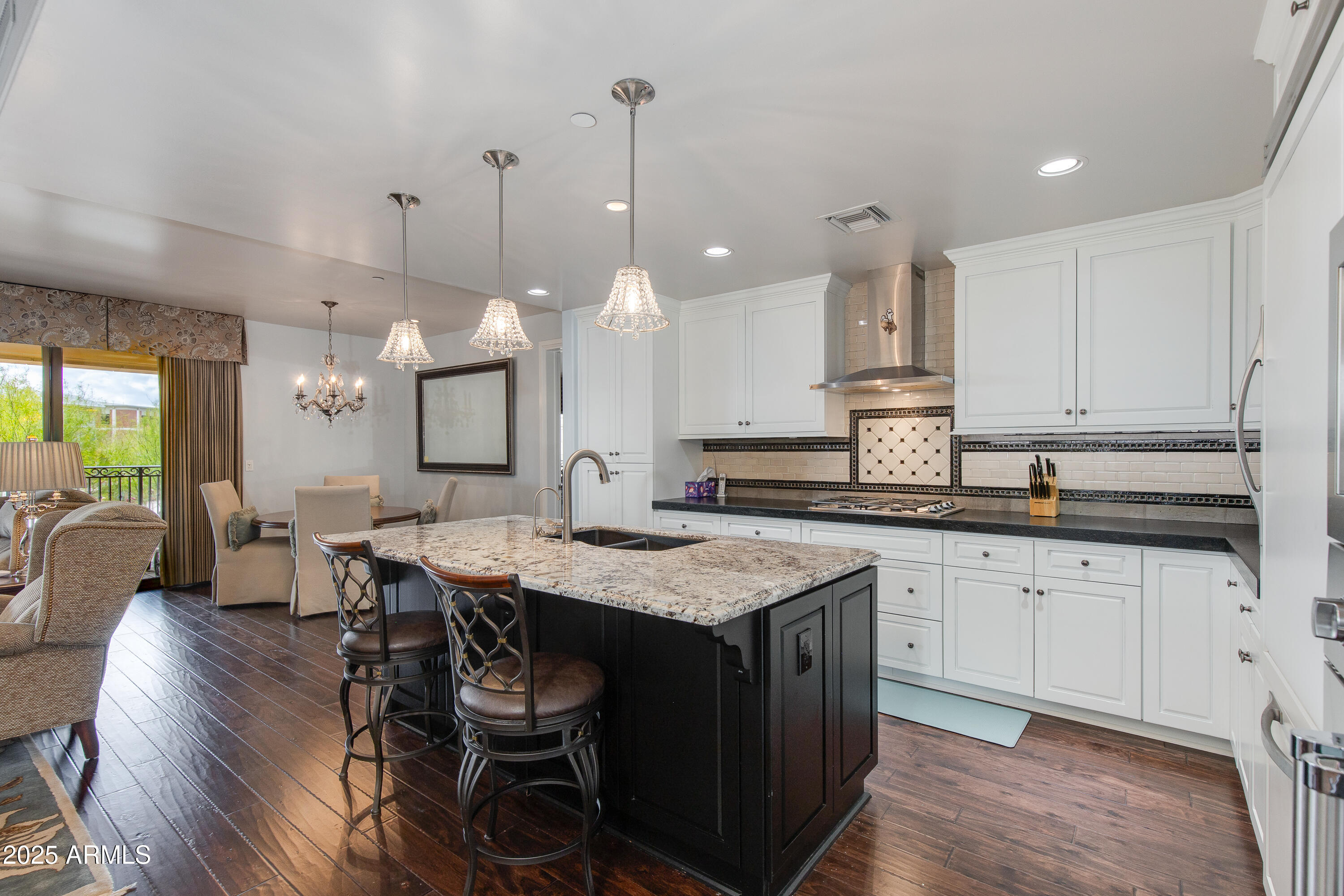 7181 E CAMELBACK Road 208