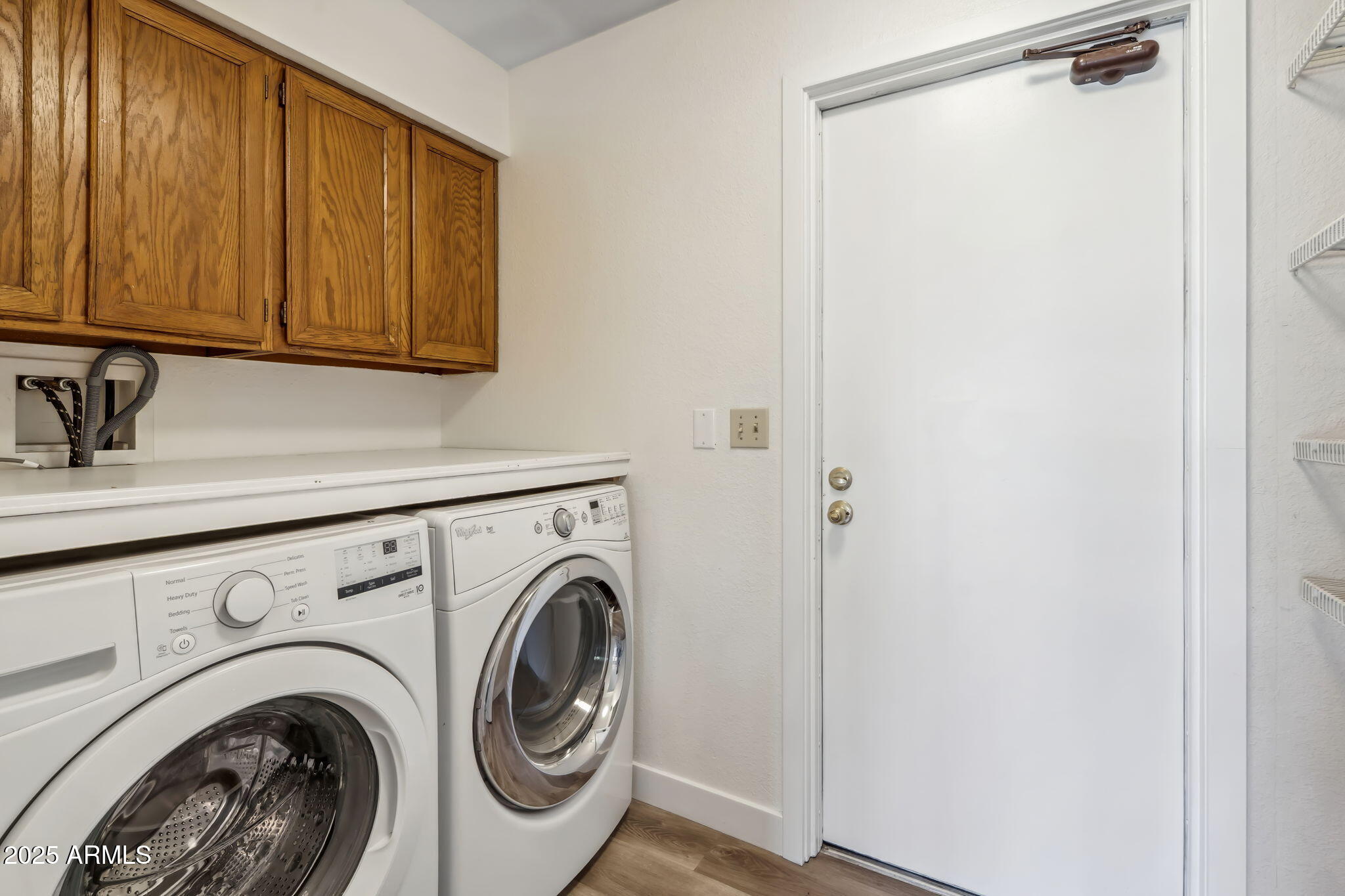 5319 E GELDING Drive