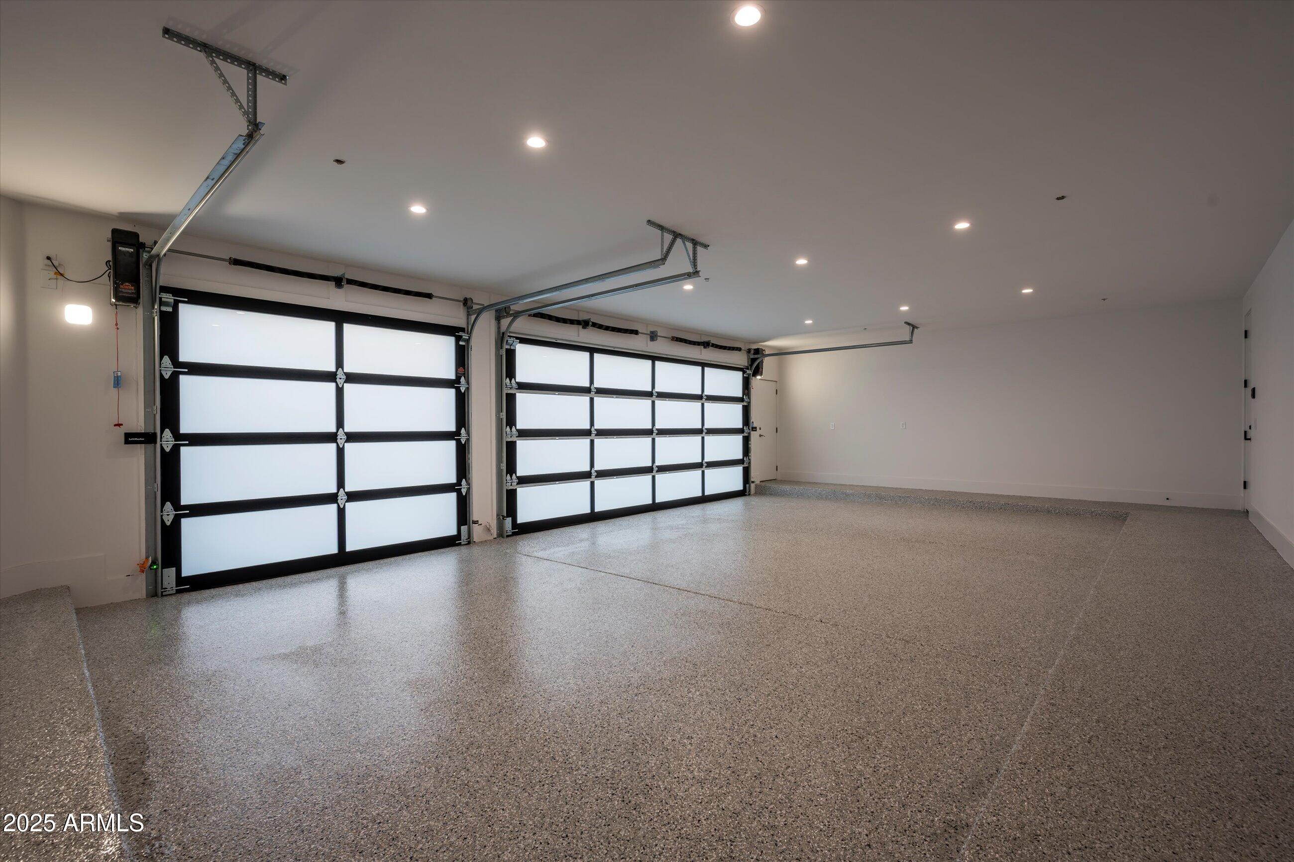 6748 E BERNEIL Lane, Paradise Valley