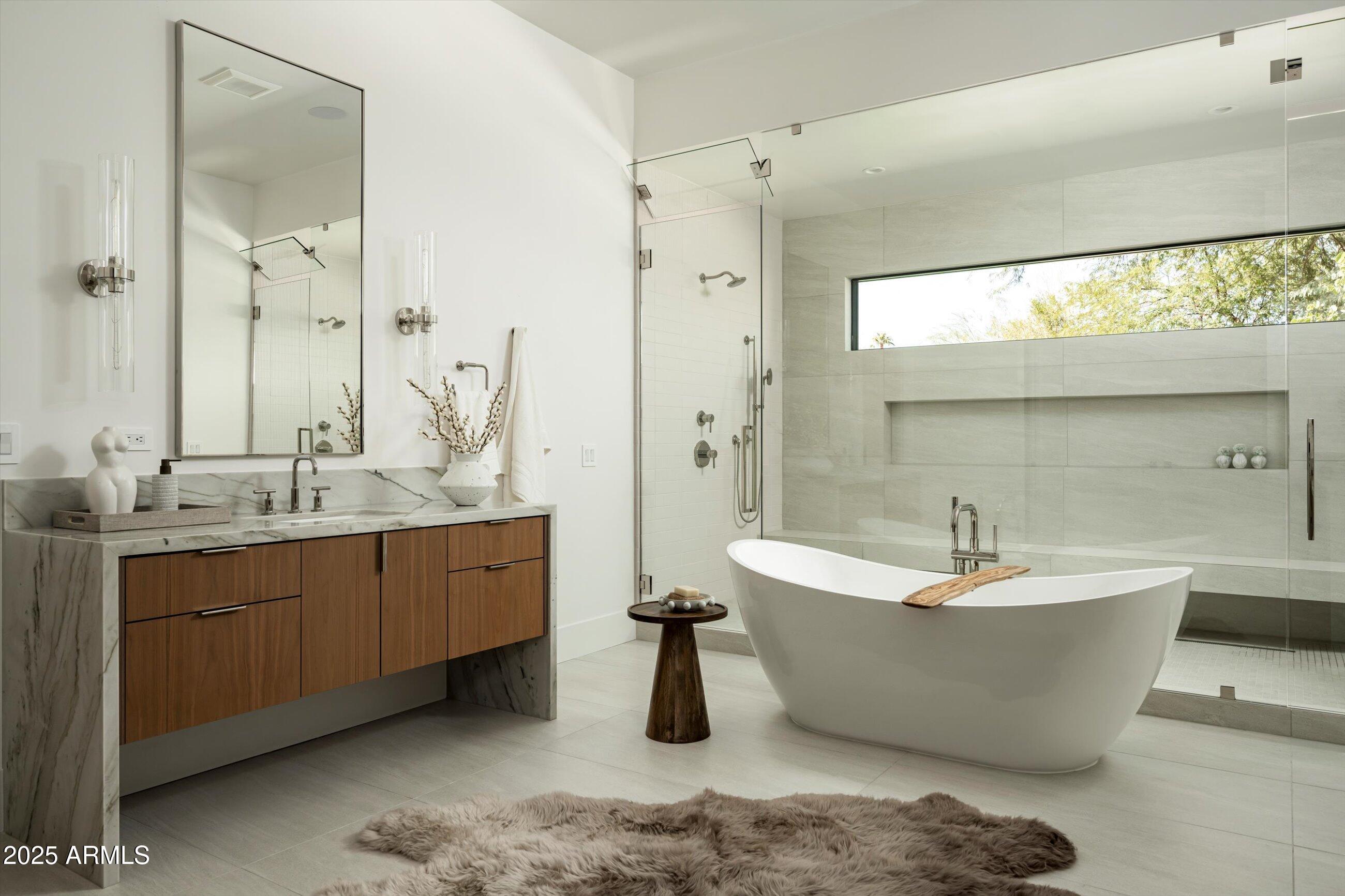 6748 E BERNEIL Lane, Paradise Valley