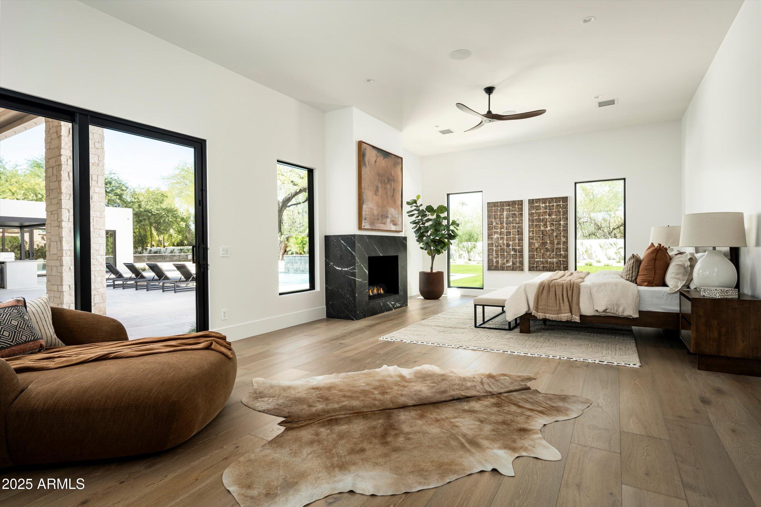 6748 E BERNEIL Lane, Paradise Valley